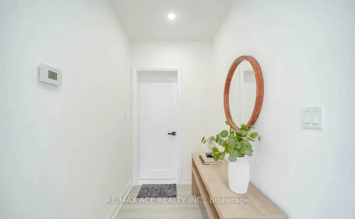 Photo 4 of 288 Celina Street, Oshawa, Central — HOMEH