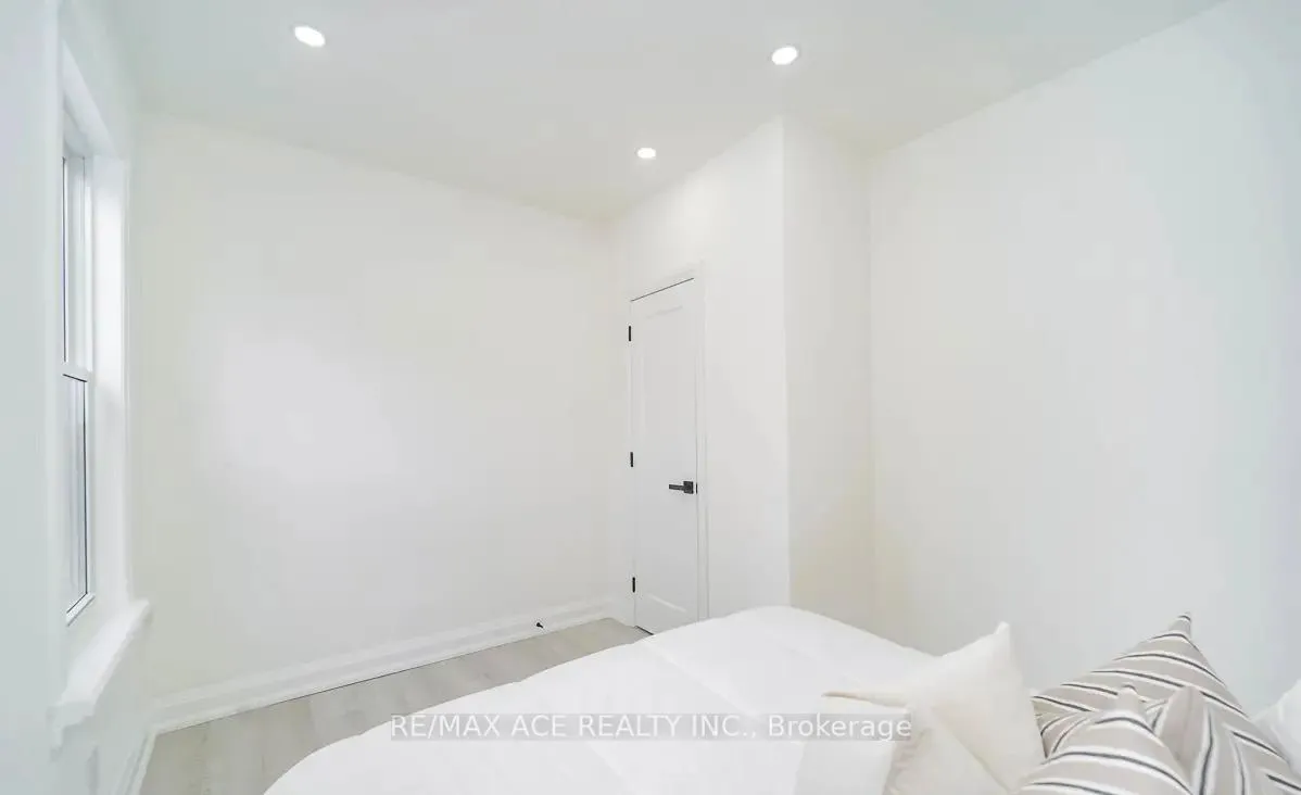 Photo 11 of 288 Celina Street, Oshawa, Central — HOMEH