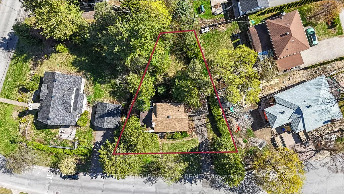 Photo 4 of 1471 Cavendish Road, Ottawa, Applewood Acres — HOMEH
