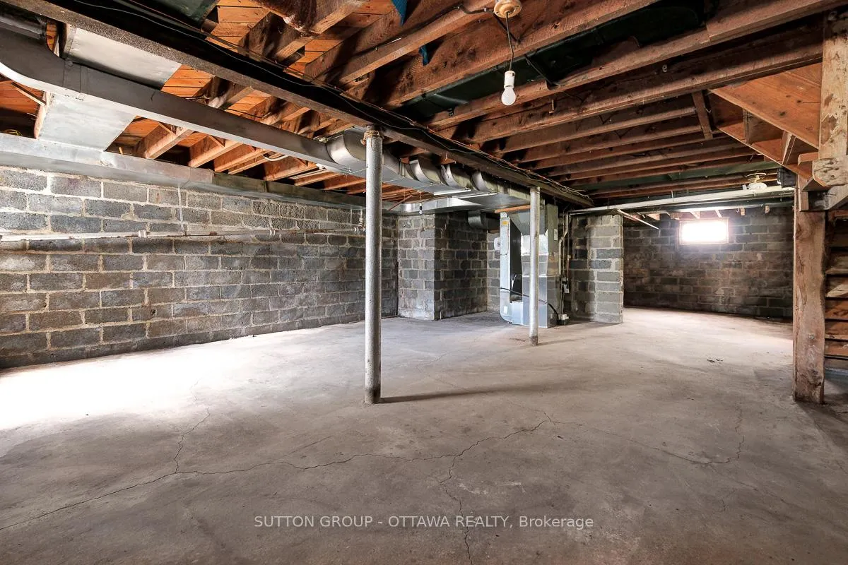 Photo 33 of 1471 Cavendish Road, Ottawa, Applewood Acres — HOMEH