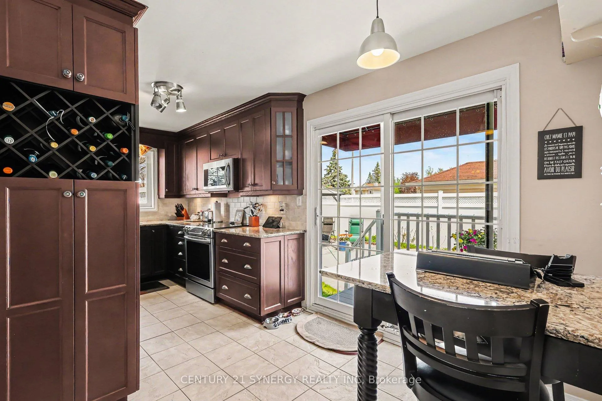 Photo 12 of 277 Mceachern Crescent, Ottawa, Bilberry Creek/Queenswood Heights — HOMEH