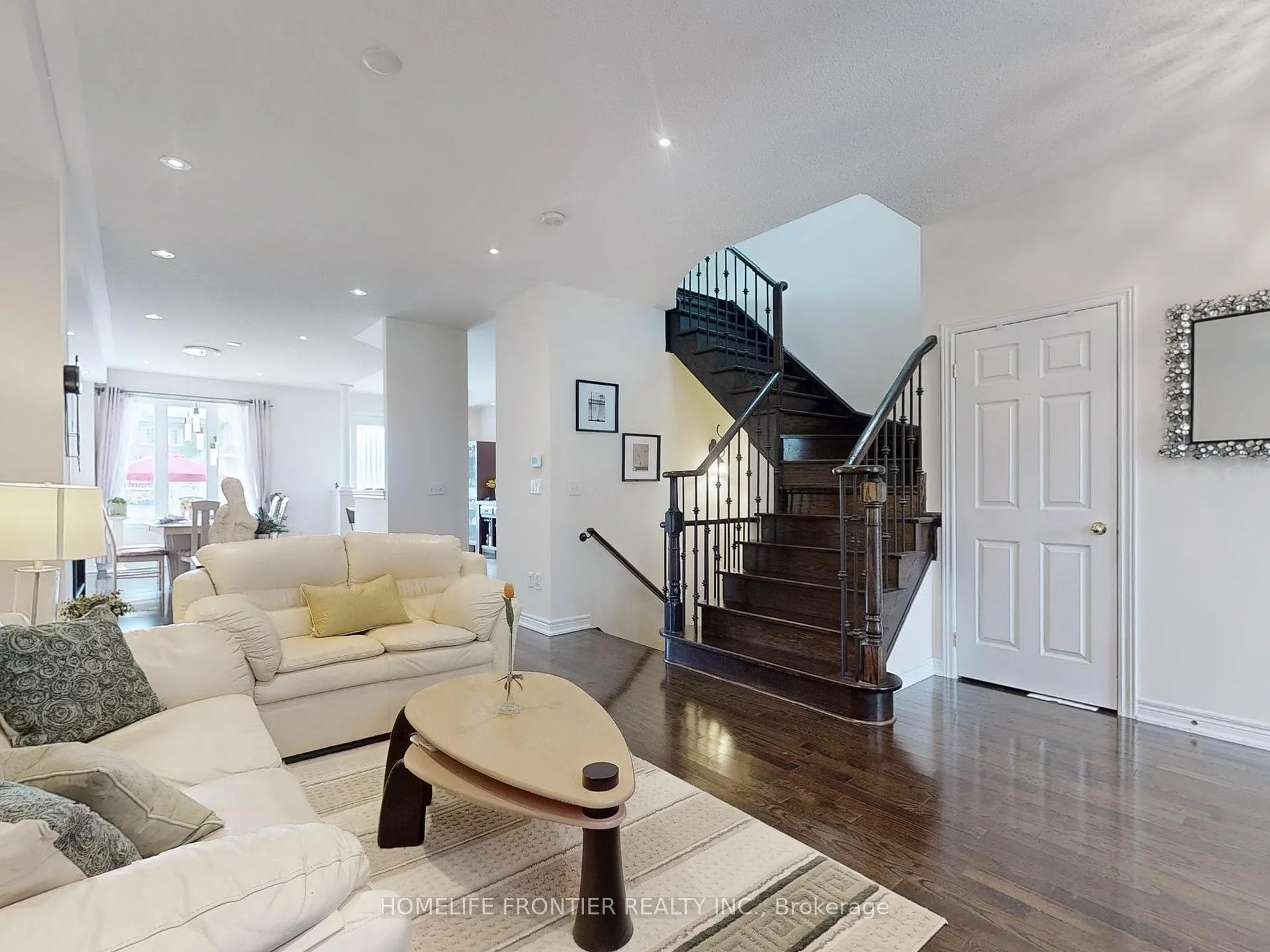 Photo 7 of 26 Outer Banks Drive, Markham, Cornell — HOMEH