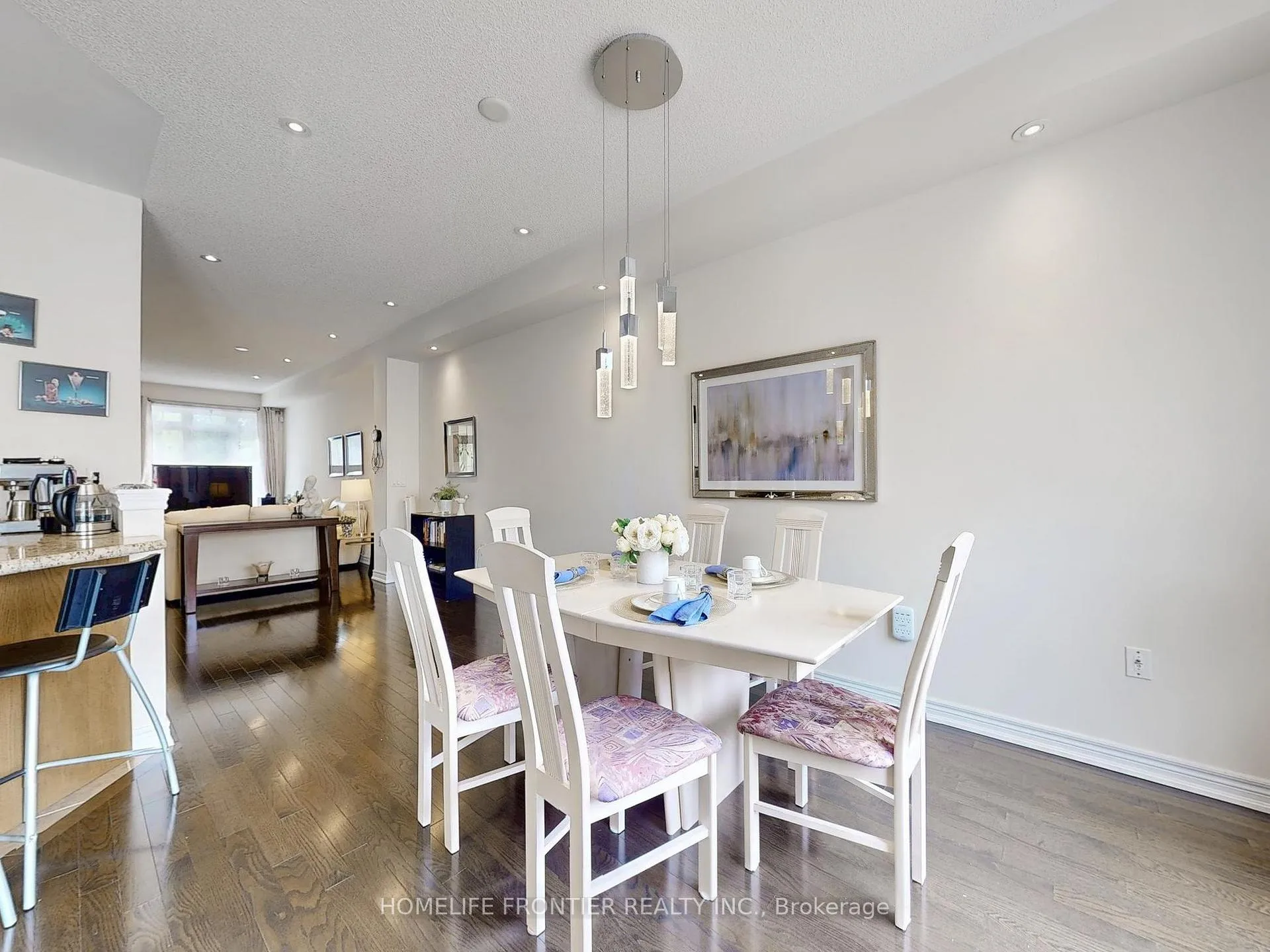 Photo 9 of 26 Outer Banks Drive, Markham, Cornell — HOMEH