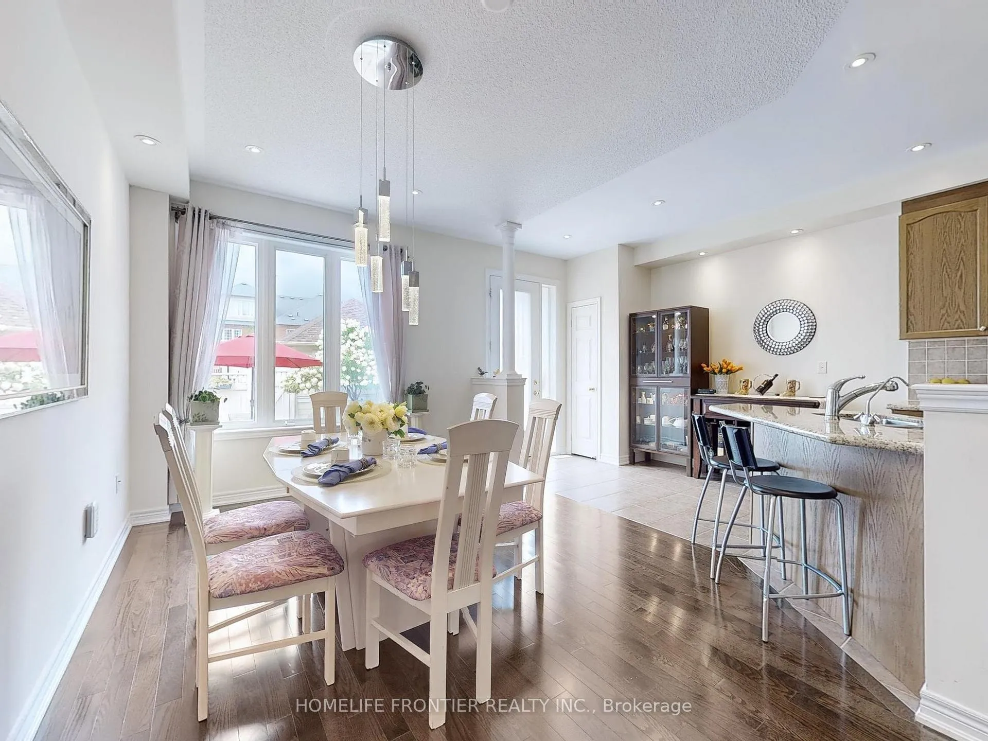 Photo 10 of 26 Outer Banks Drive, Markham, Cornell — HOMEH