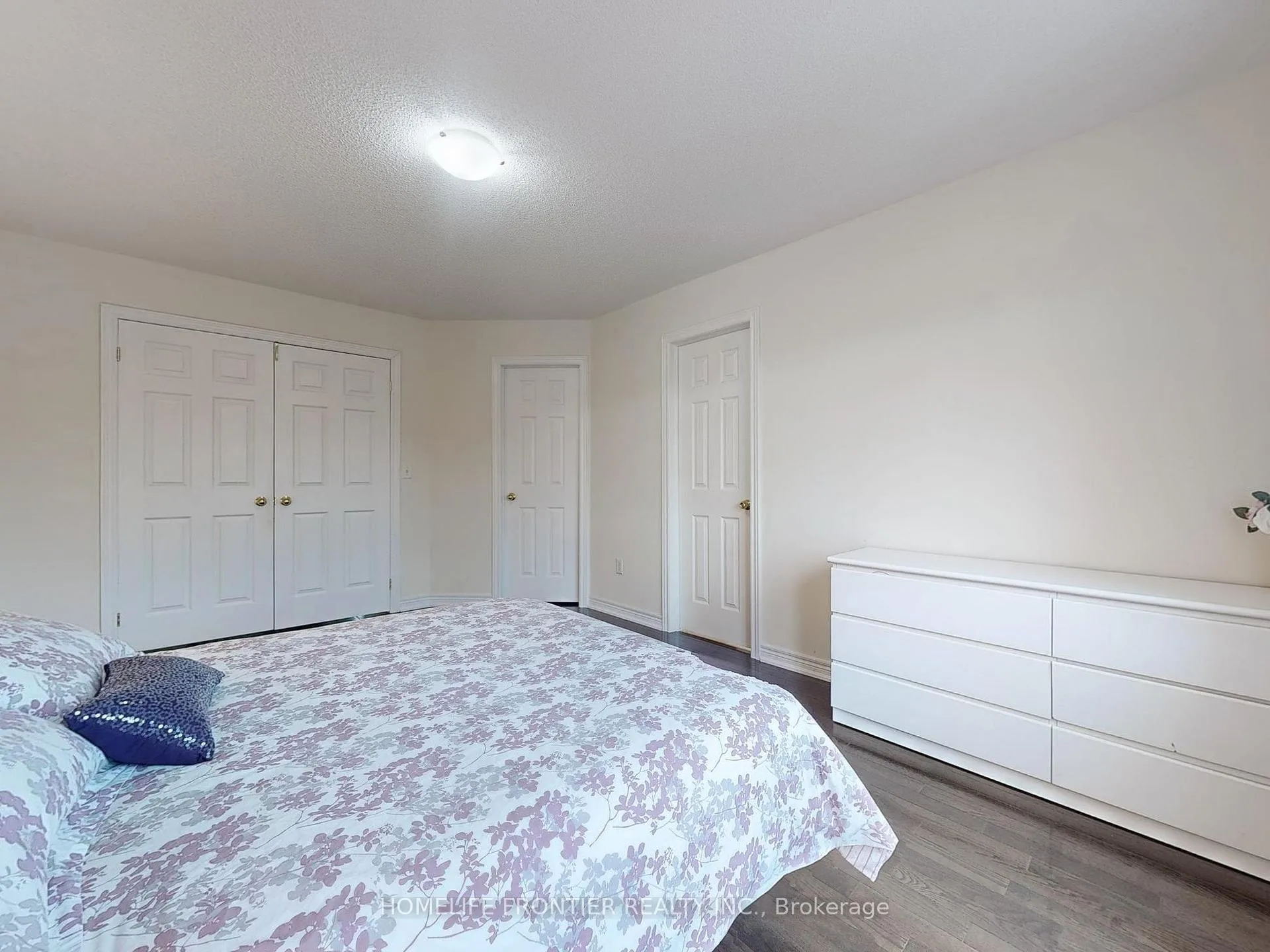 Photo 23 of 26 Outer Banks Drive, Markham, Cornell — HOMEH