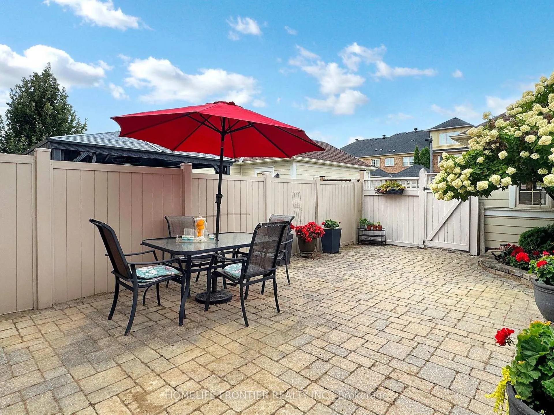 Photo 35 of 26 Outer Banks Drive, Markham, Cornell — HOMEH