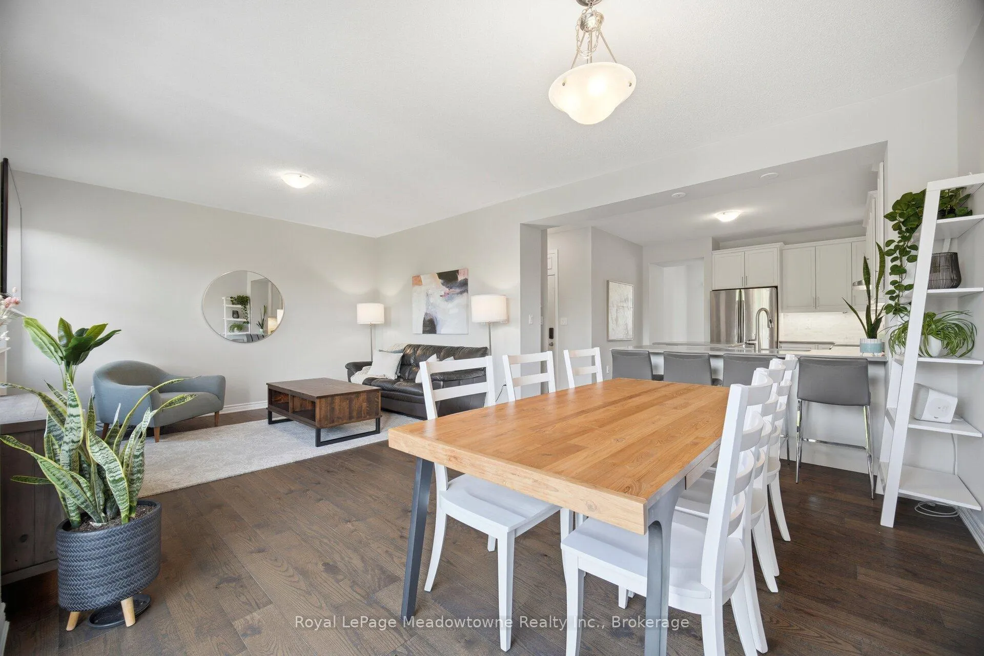 Photo 12 of 1518 Clitherow Street, Milton, Ford — HOMEH
