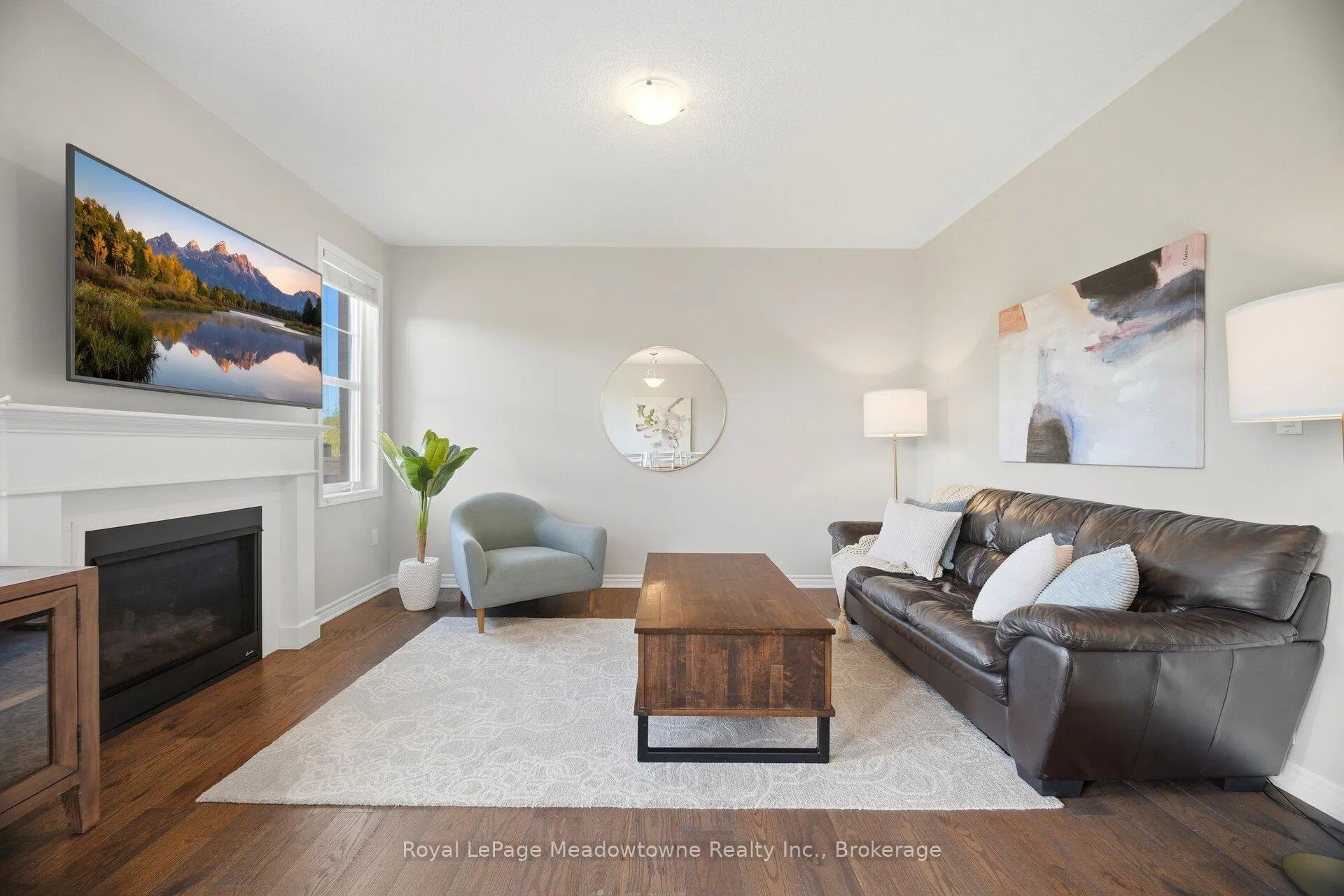 Photo 13 of 1518 Clitherow Street, Milton, Ford — HOMEH