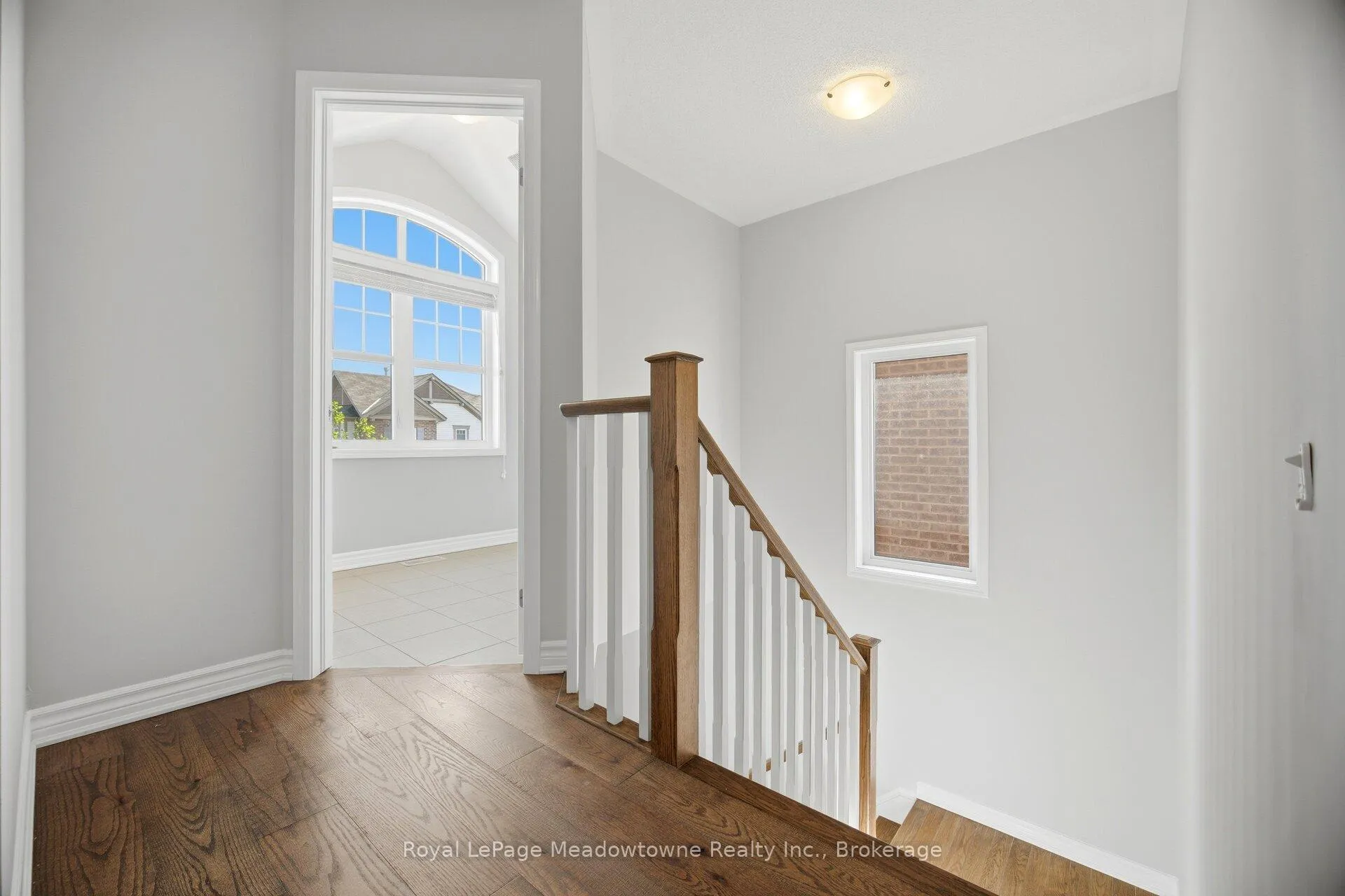 Photo 19 of 1518 Clitherow Street, Milton, Ford — HOMEH