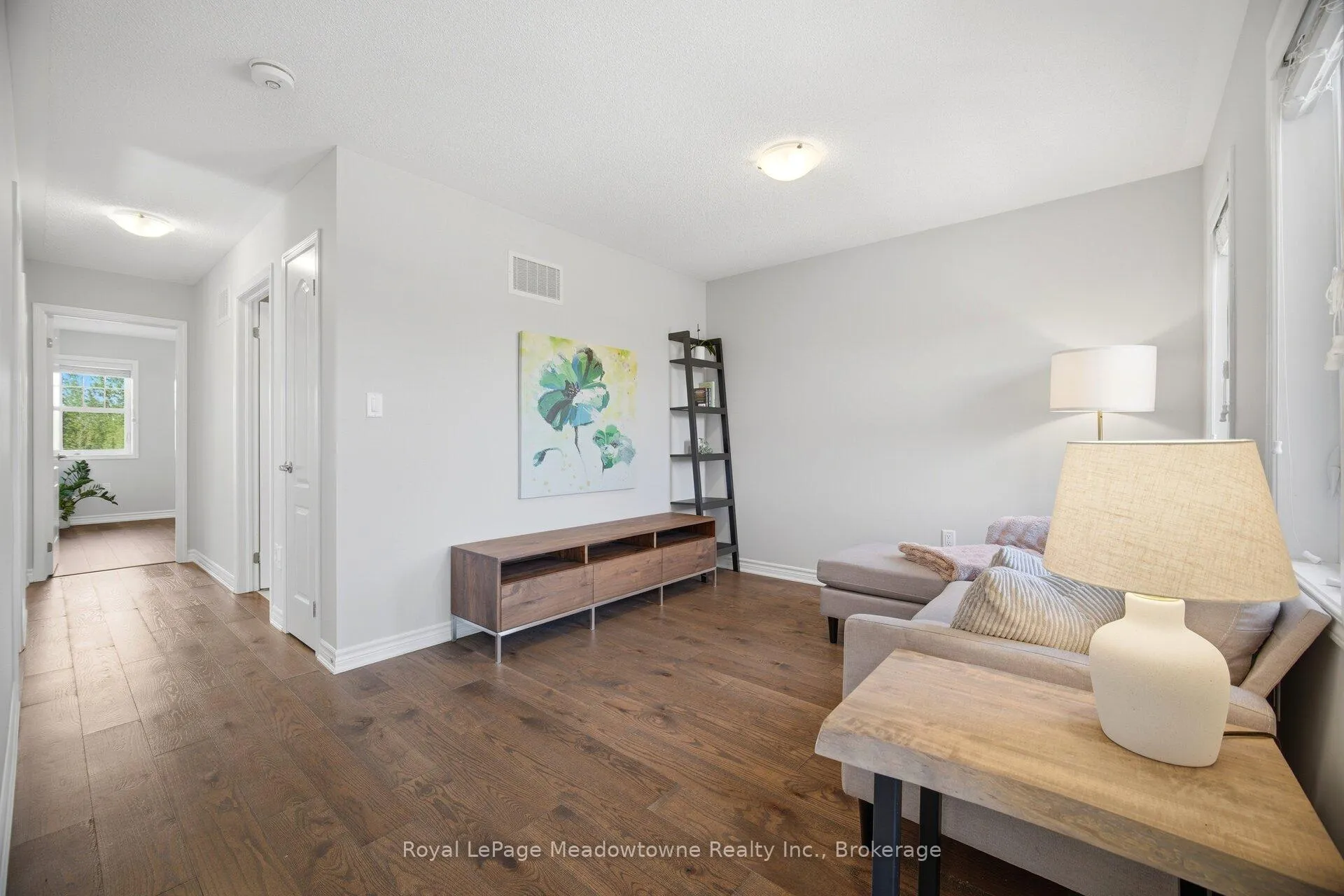Photo 22 of 1518 Clitherow Street, Milton, Ford — HOMEH