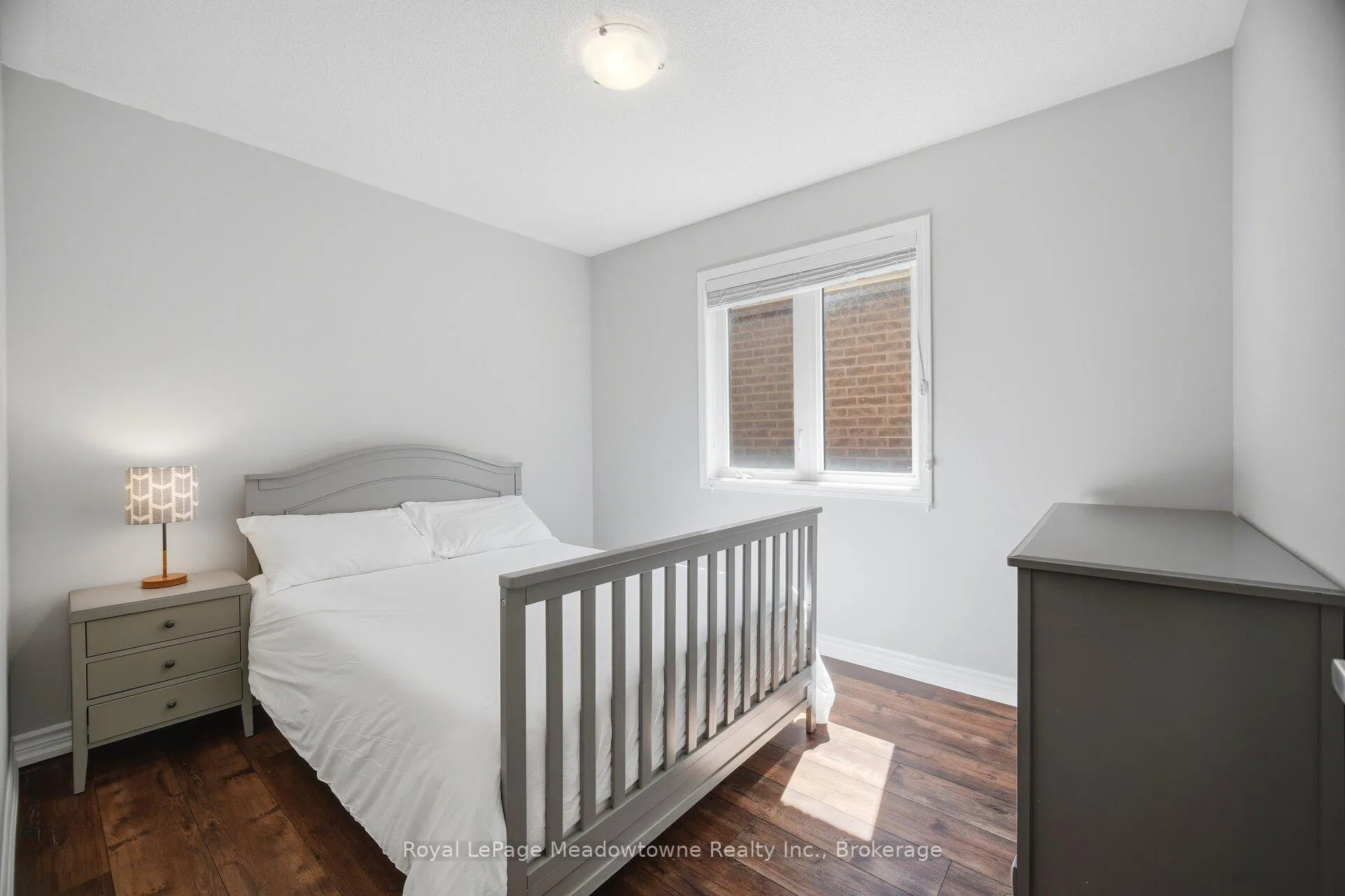 Photo 27 of 1518 Clitherow Street, Milton, Ford — HOMEH