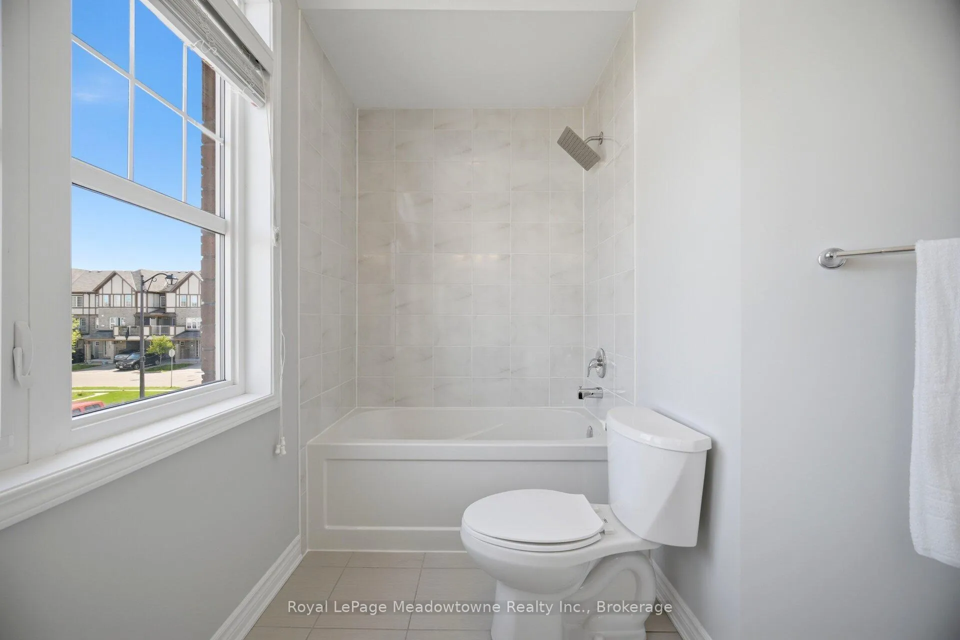 Photo 29 of 1518 Clitherow Street, Milton, Ford — HOMEH