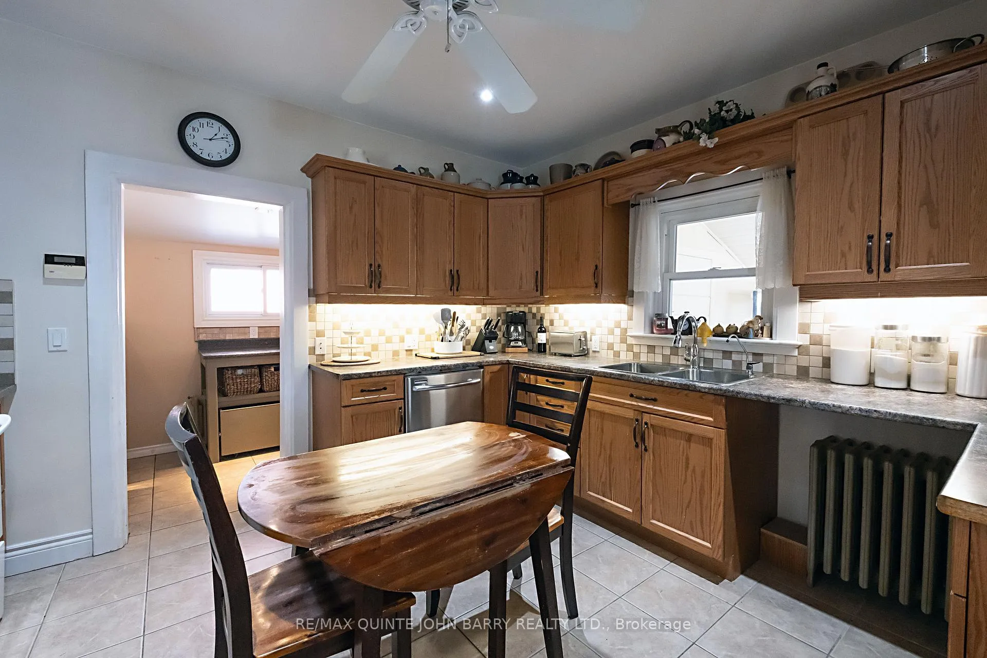 Photo 12 of 77 Cedar Street, Belleville, Belleville Ward — HOMEH