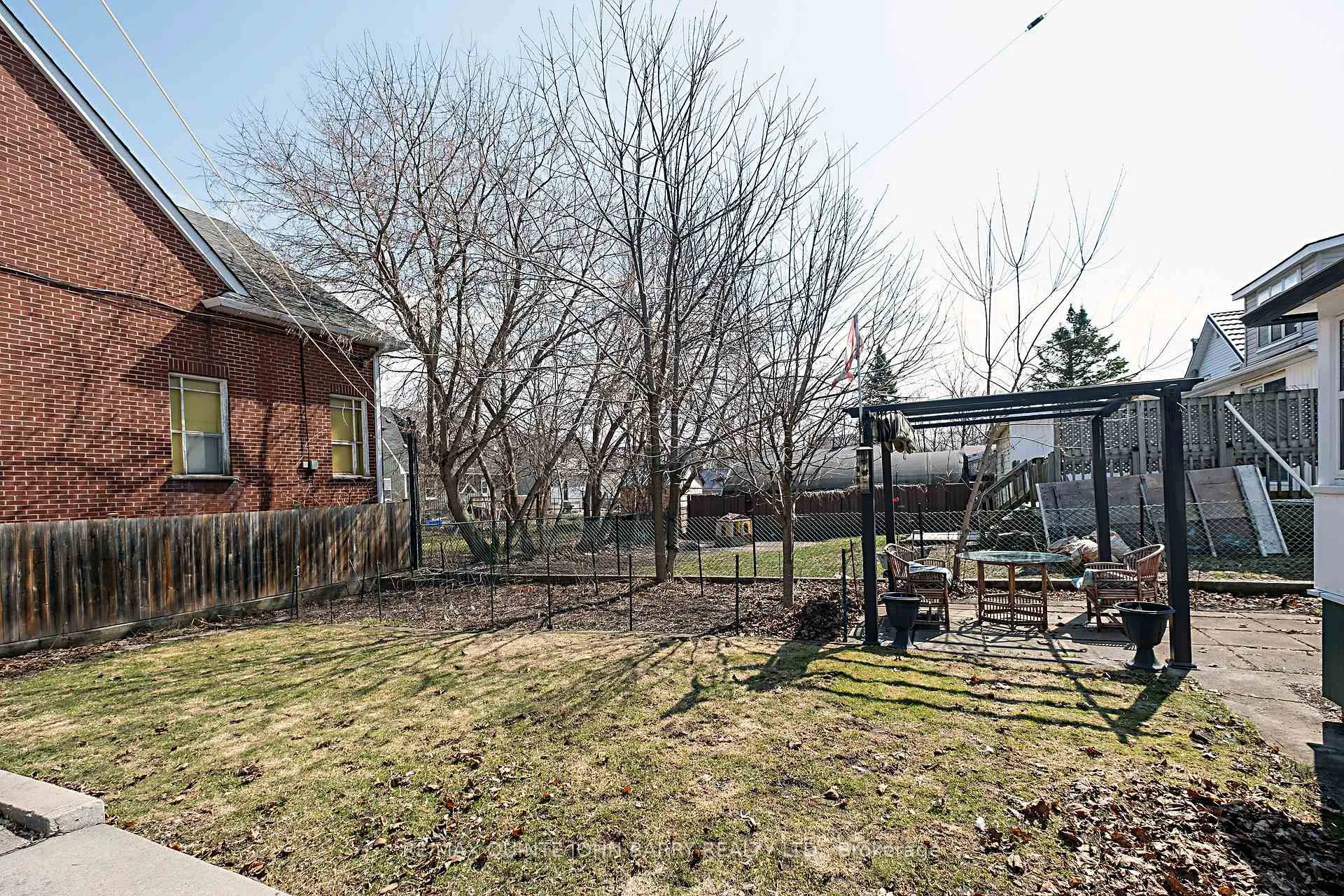 Photo 32 of 77 Cedar Street, Belleville, Belleville Ward — HOMEH