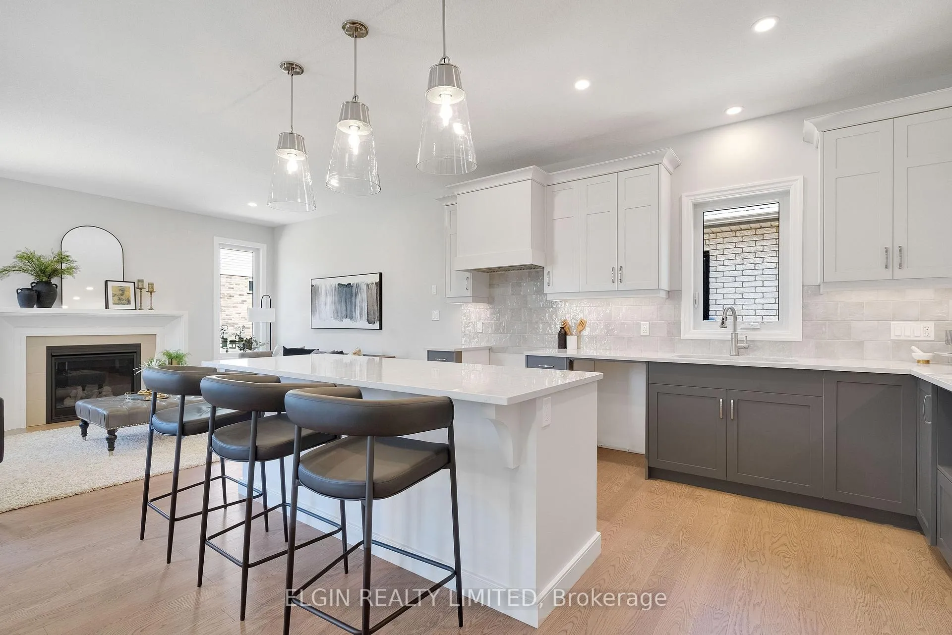 Photo 8 of 4 Keba Crescent, Tillsonburg — HOMEH