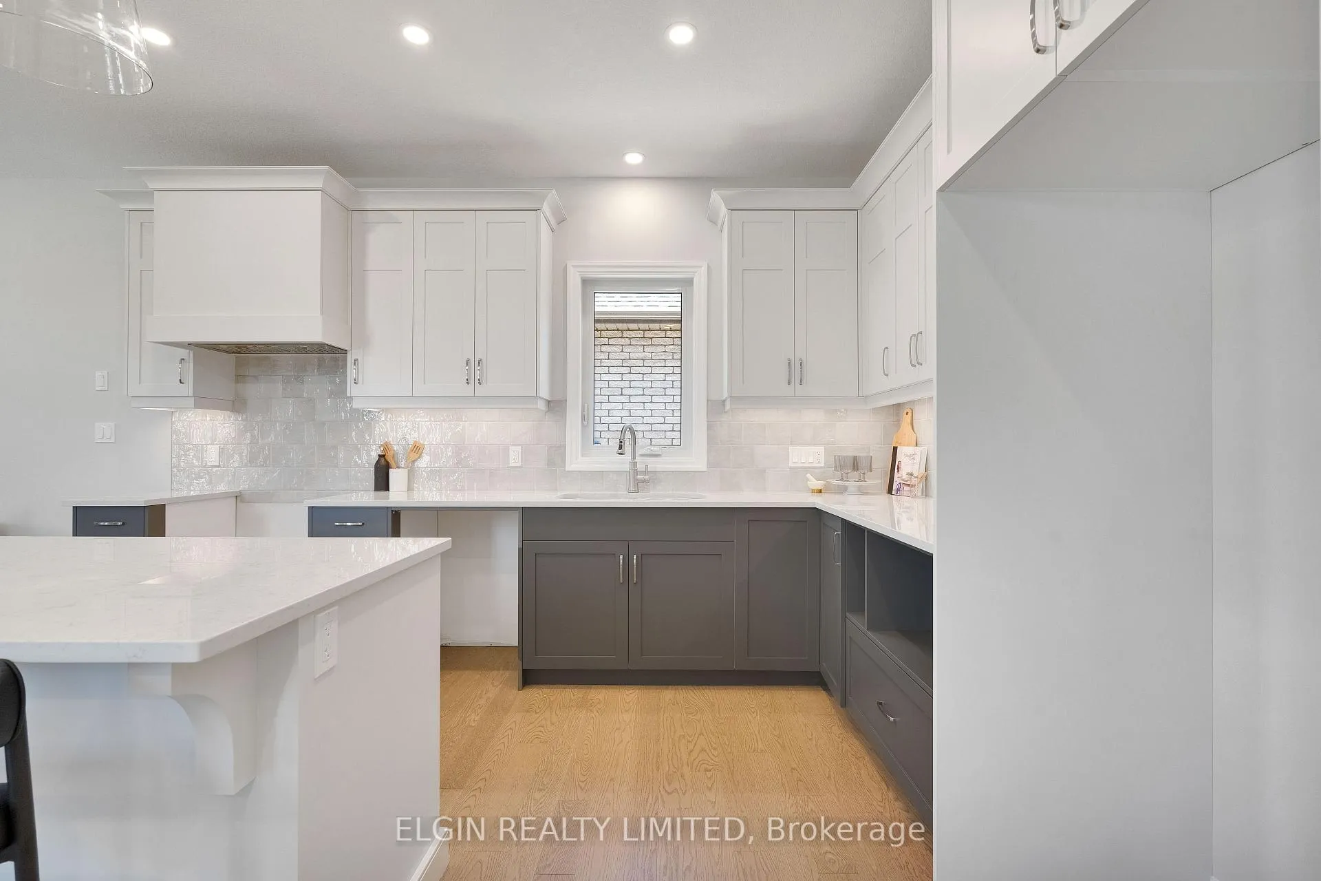 Photo 9 of 4 Keba Crescent, Tillsonburg — HOMEH