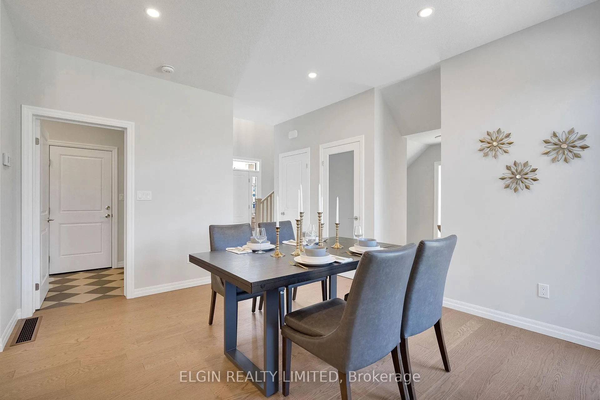Photo 10 of 4 Keba Crescent, Tillsonburg — HOMEH