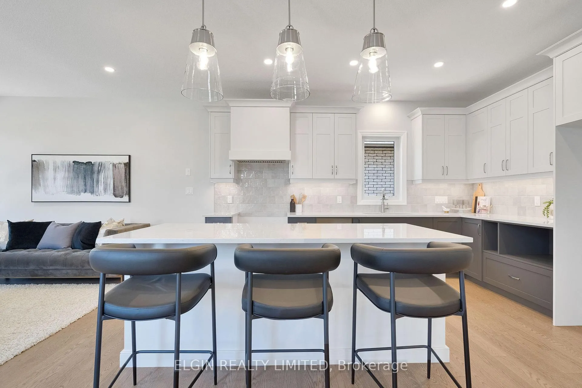 Photo 11 of 4 Keba Crescent, Tillsonburg — HOMEH