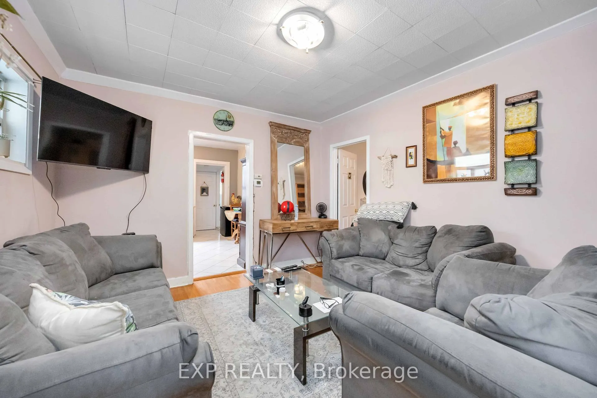 Photo 7 of Unit Main, 39 Rowntree Avenue, Toronto, Weston-Pellam Park — HOMEH