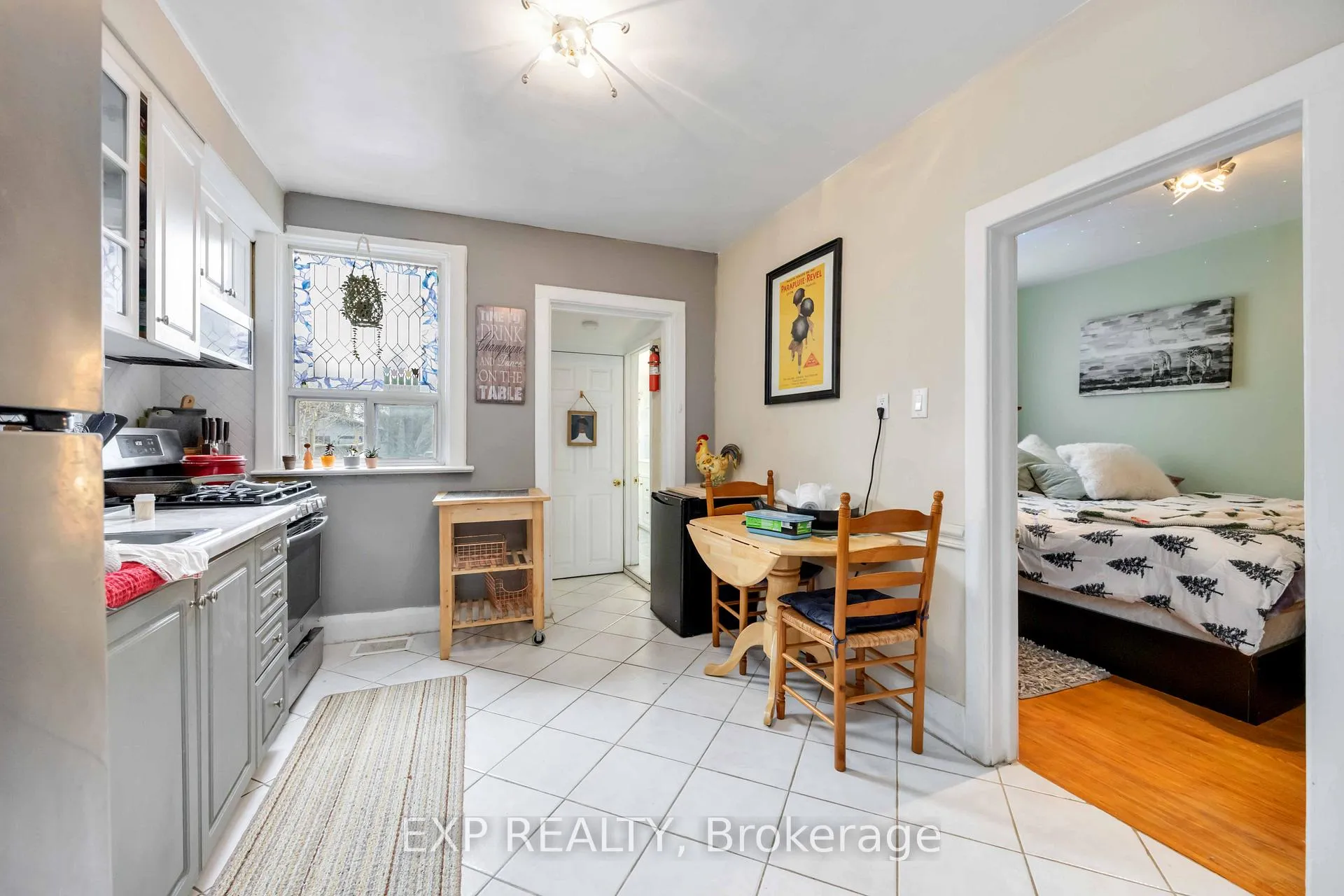 Photo 11 of Unit Main, 39 Rowntree Avenue, Toronto, Weston-Pellam Park — HOMEH