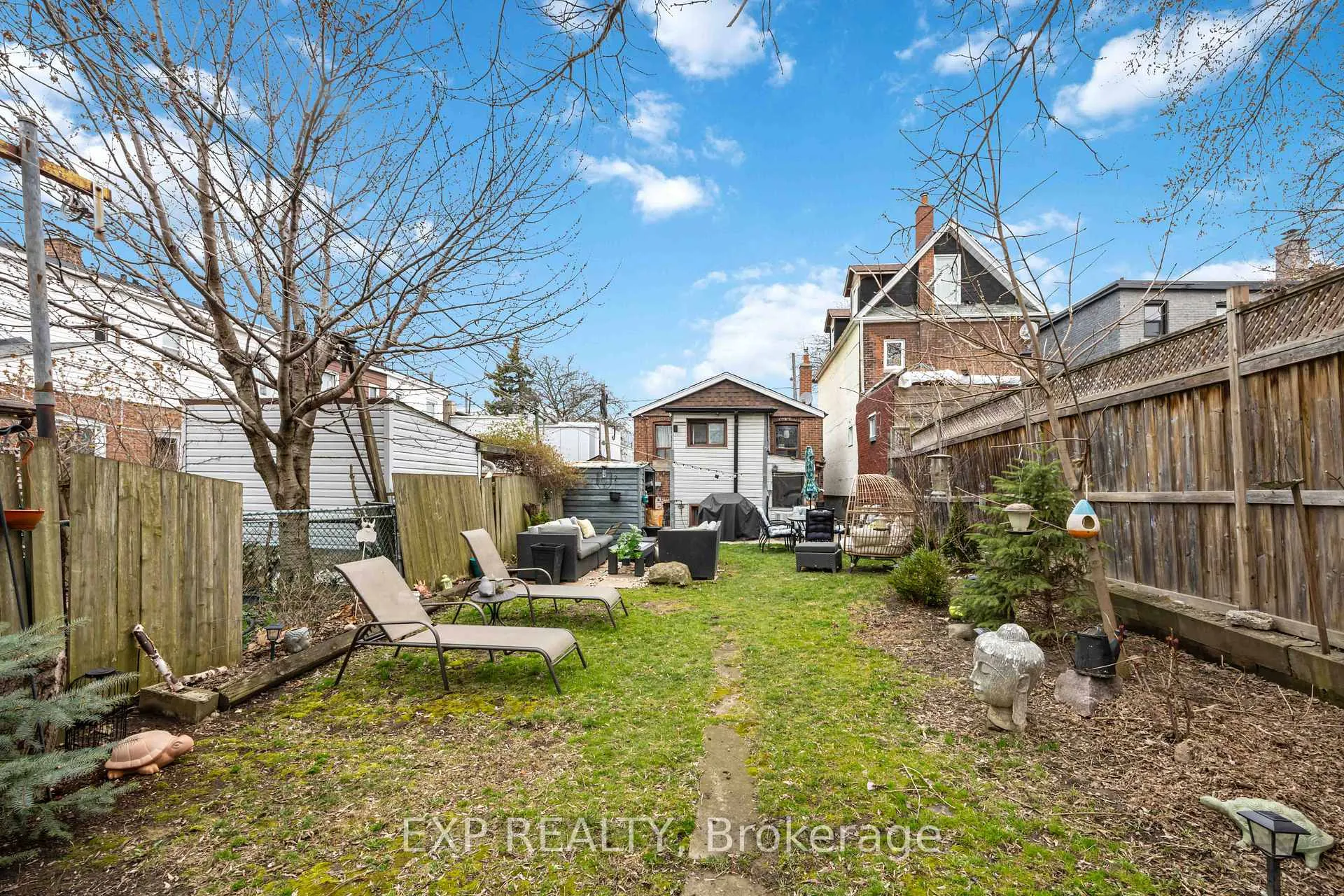 Photo 23 of Unit Main, 39 Rowntree Avenue, Toronto, Weston-Pellam Park — HOMEH