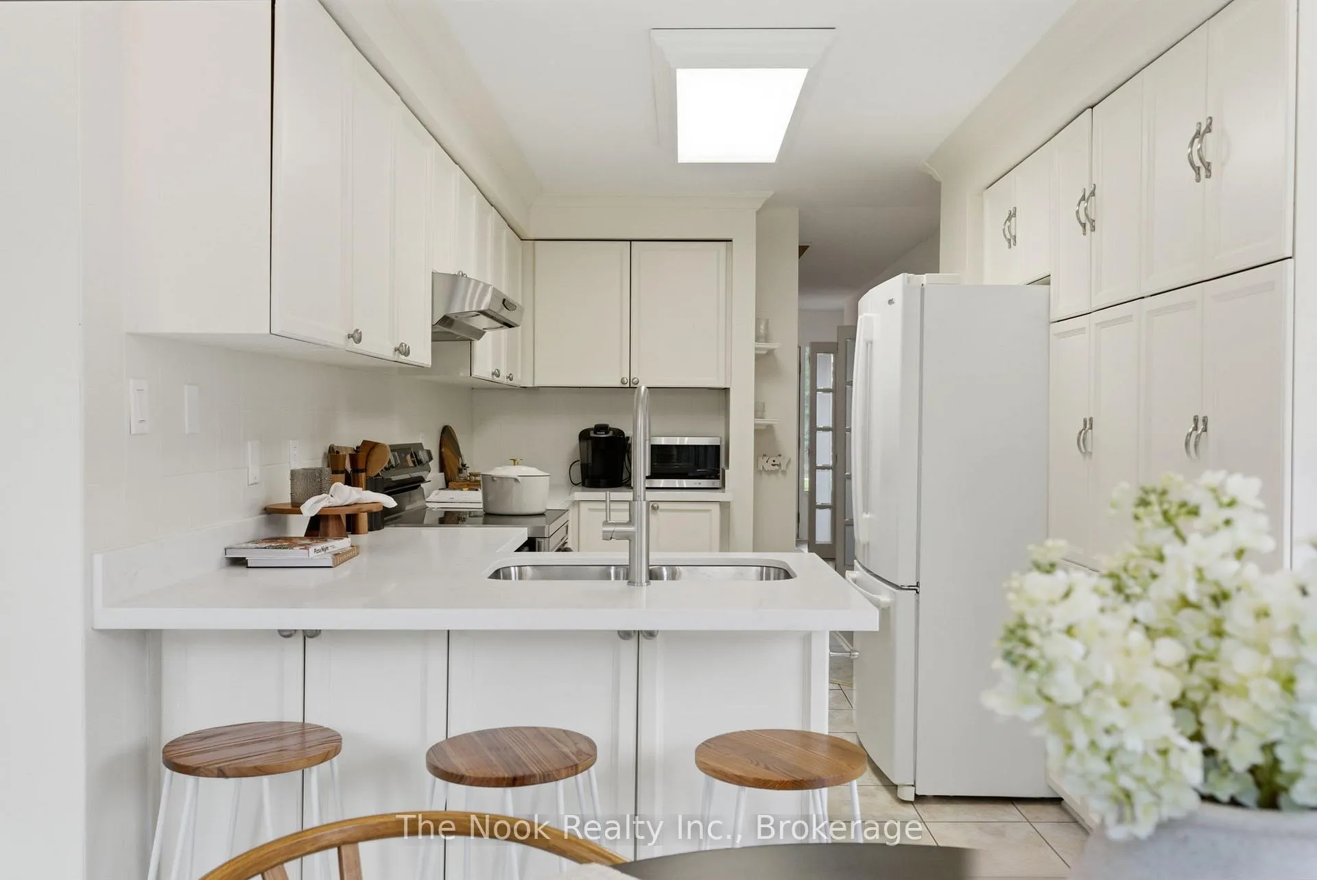 Photo 15 of 715 Anderson Street, Whitby, Blue Grass Meadows — HOMEH