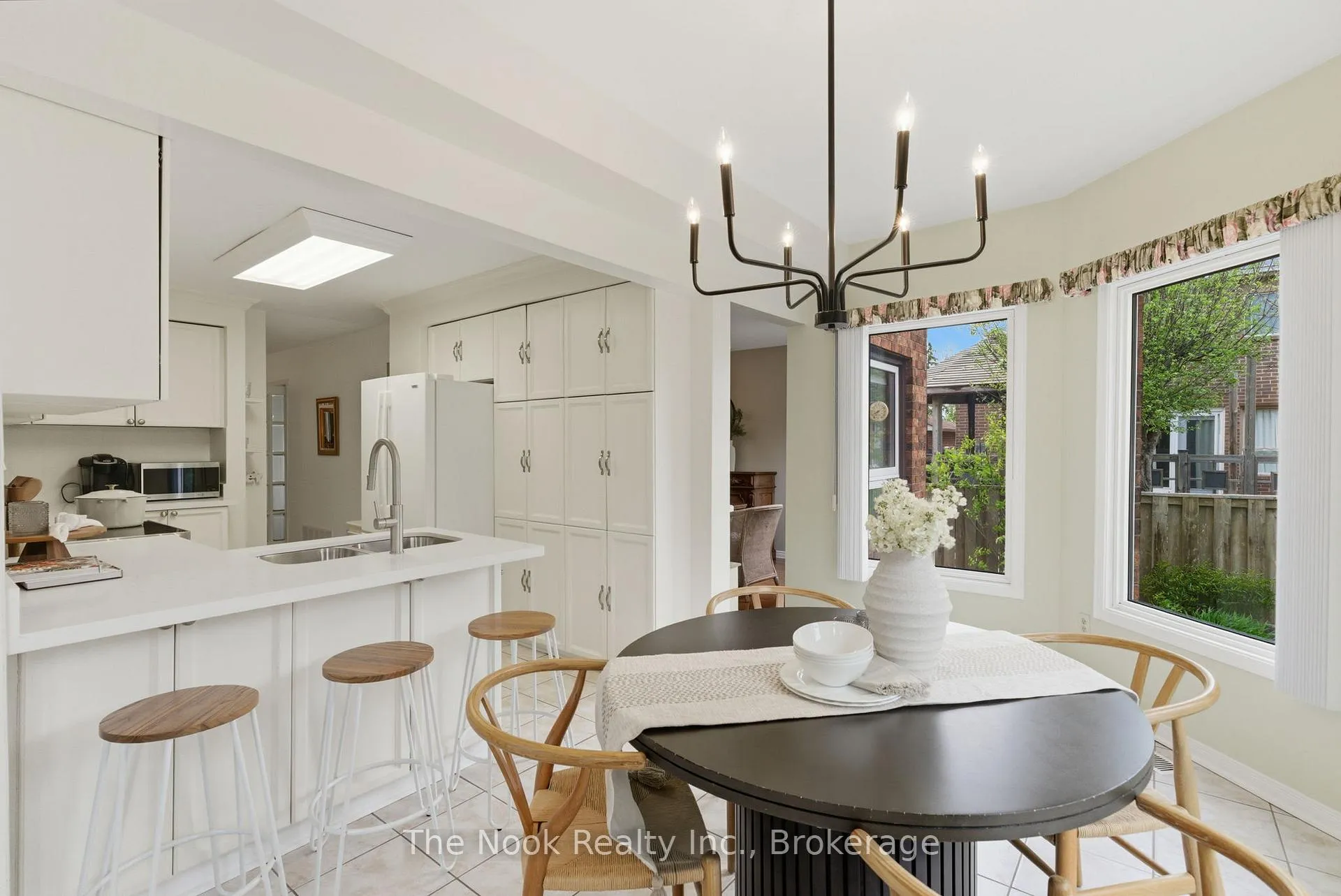 Photo 17 of 715 Anderson Street, Whitby, Blue Grass Meadows — HOMEH