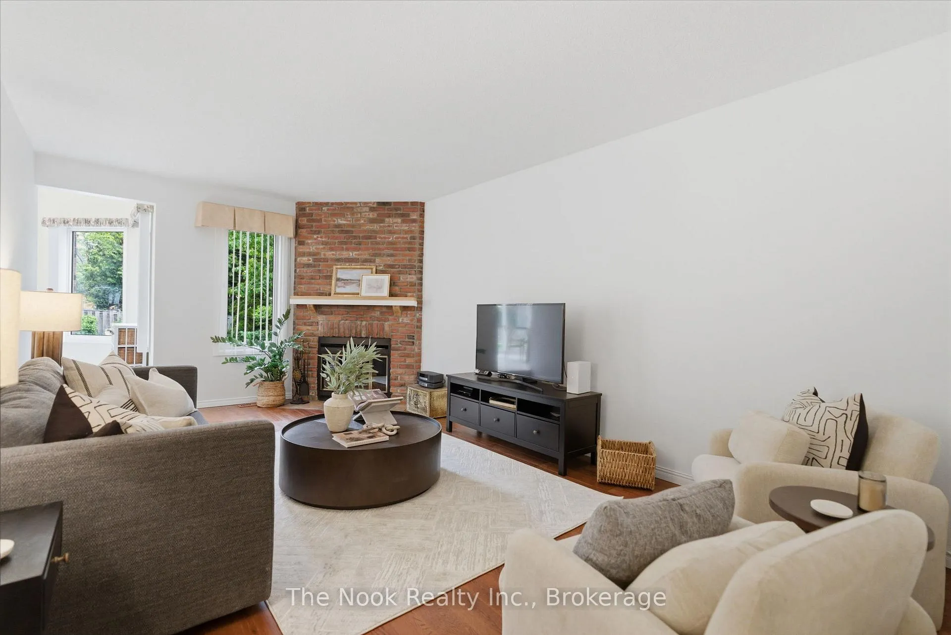Photo 20 of 715 Anderson Street, Whitby, Blue Grass Meadows — HOMEH