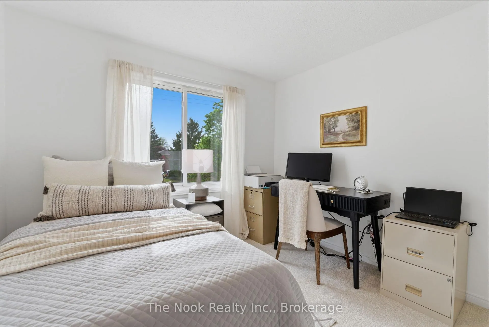 Photo 41 of 715 Anderson Street, Whitby, Blue Grass Meadows — HOMEH