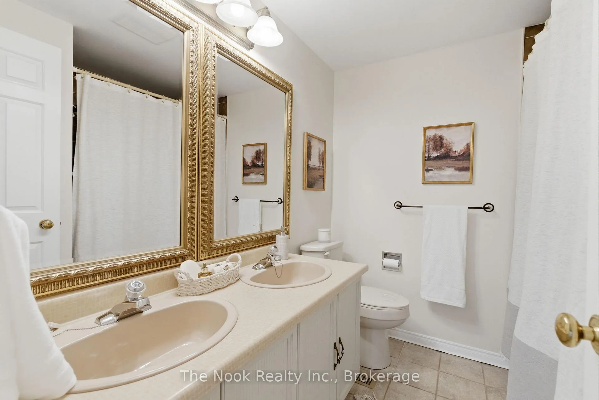 Photo 42 of 715 Anderson Street, Whitby, Blue Grass Meadows — HOMEH