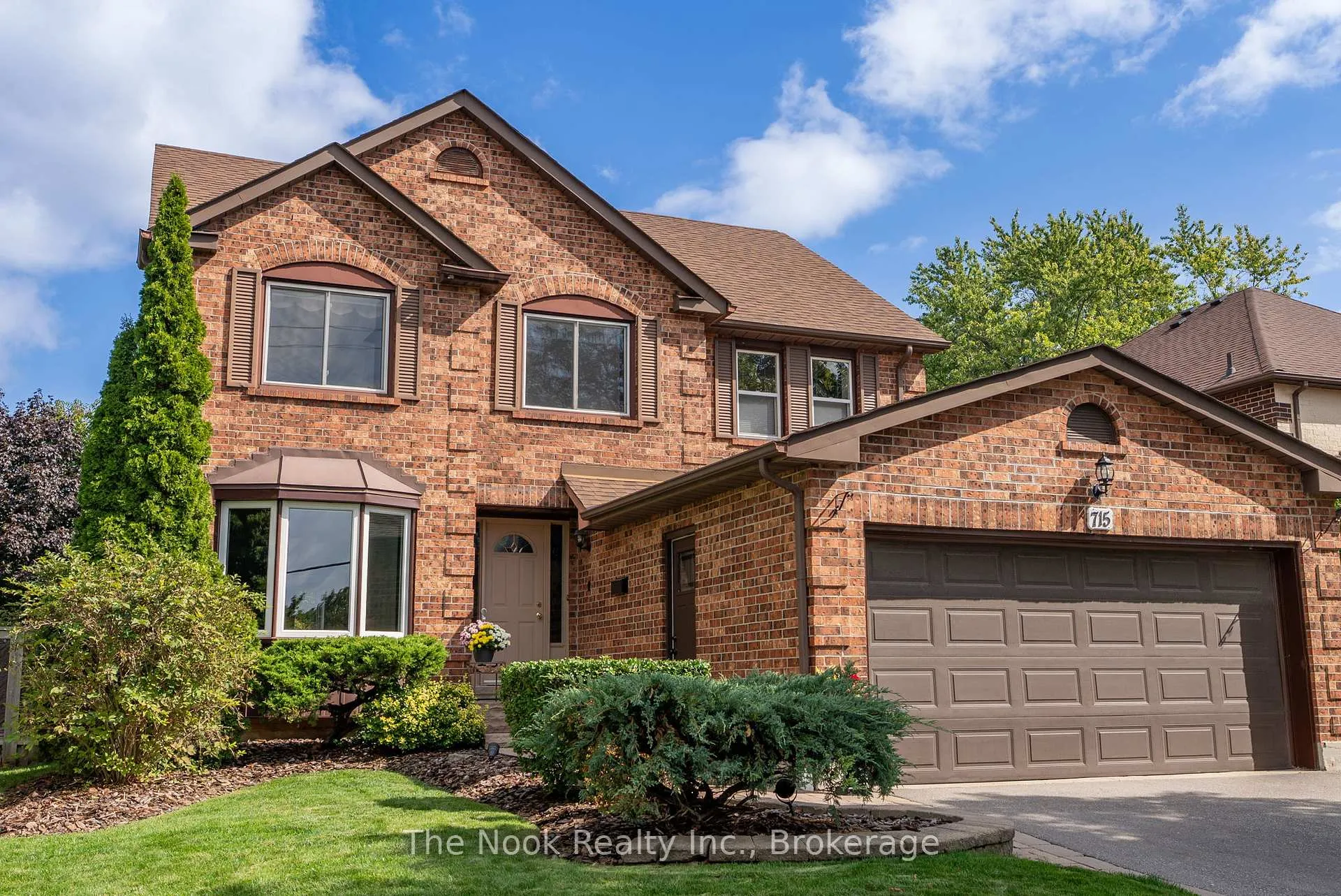 Photo 50 of 715 Anderson Street, Whitby, Blue Grass Meadows — HOMEH