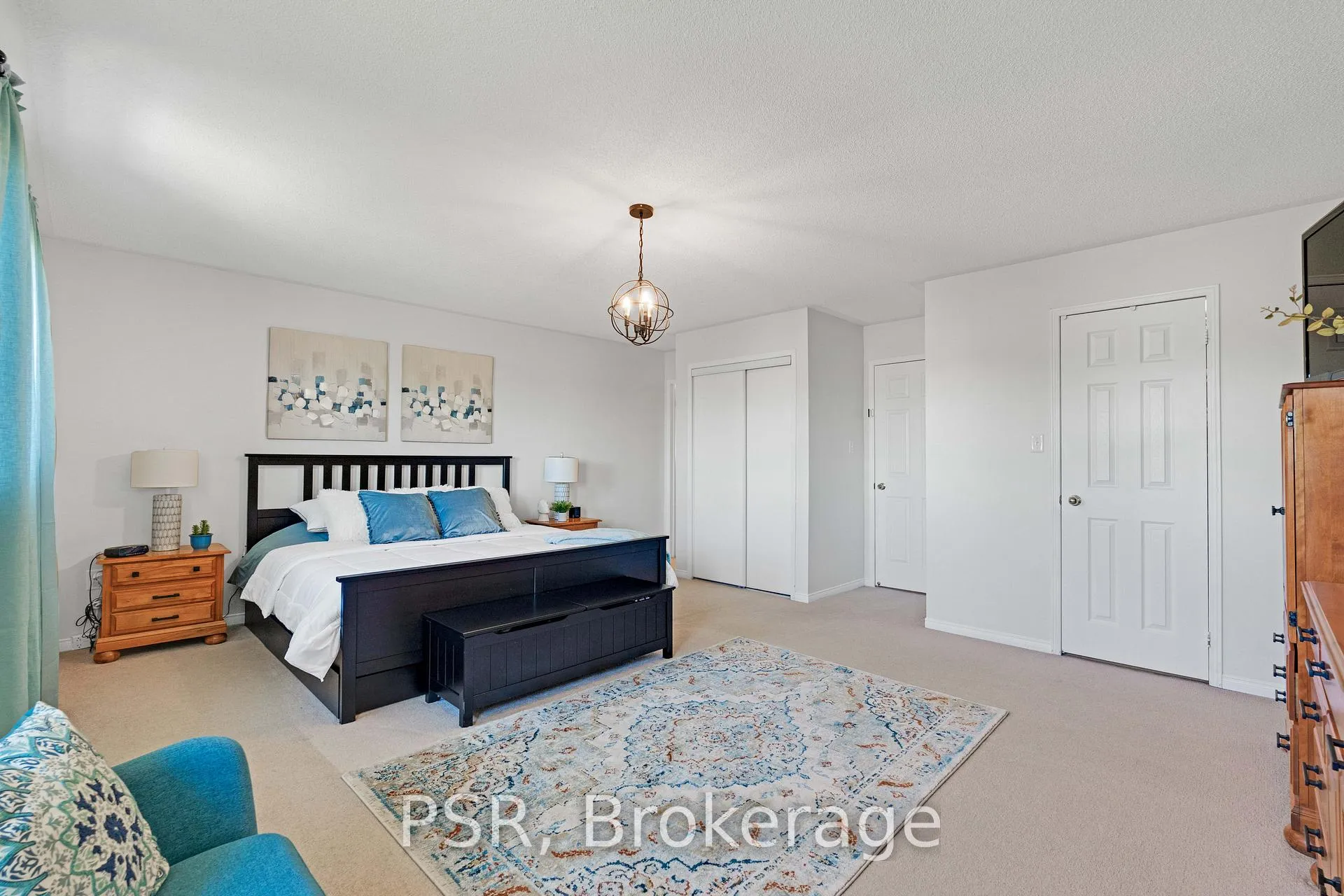 Photo 16 of 35 Lindenshire Avenue, Vaughan, Maple — HOMEH