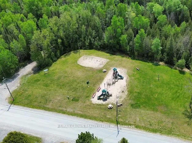 Photo 9 of 7 Hillcrest Drive, Temagami — HOMEH