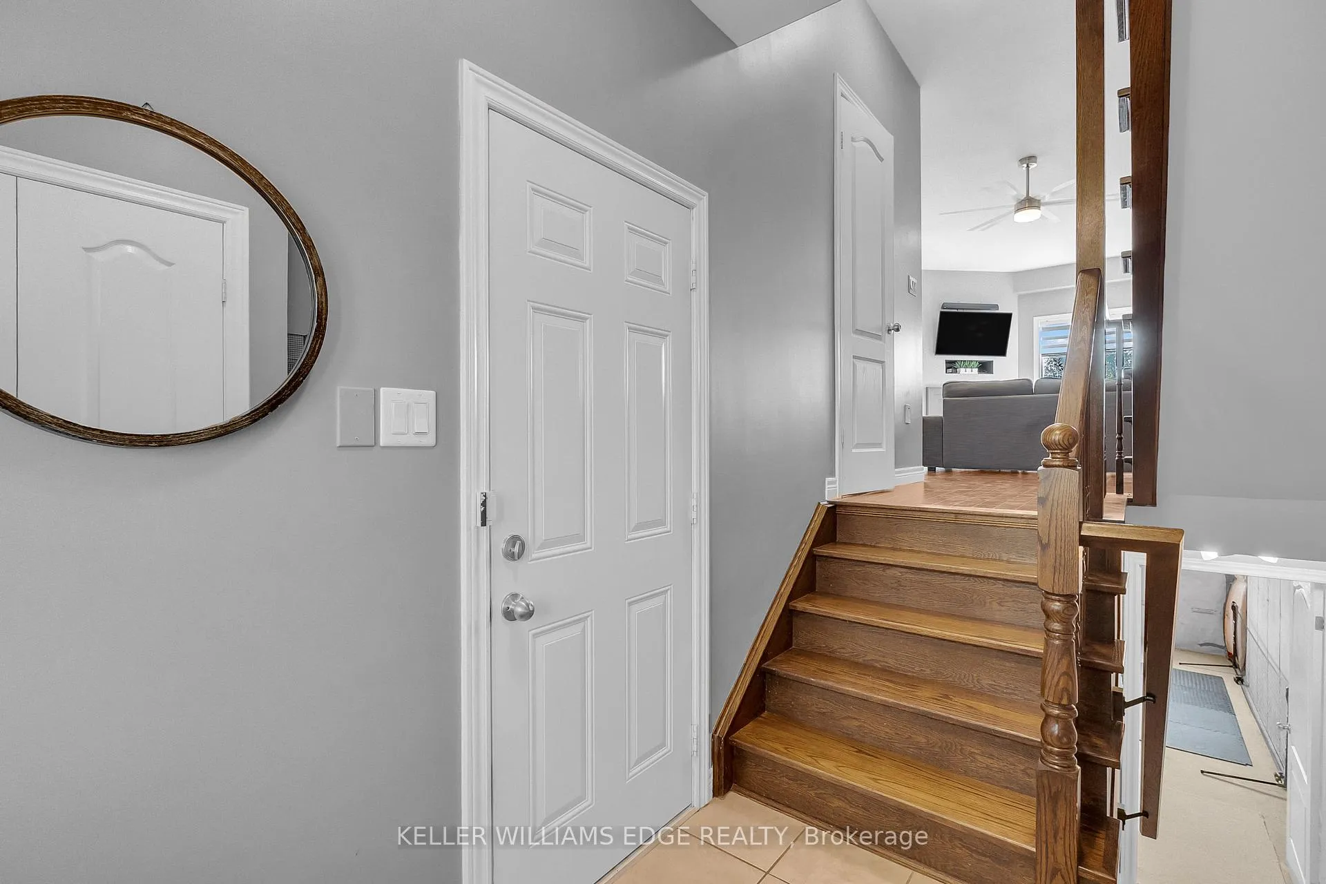 Photo 4 of Unit 19, 40 Dartmouth Gate, Hamilton, Stoney Creek — HOMEH