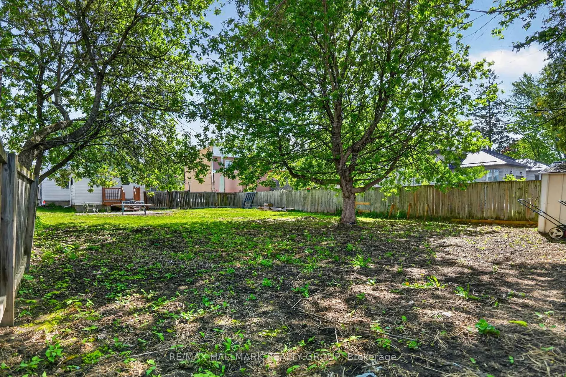 Photo 34 of 3516 Mcbean Street, Ottawa, Richmond — HOMEH