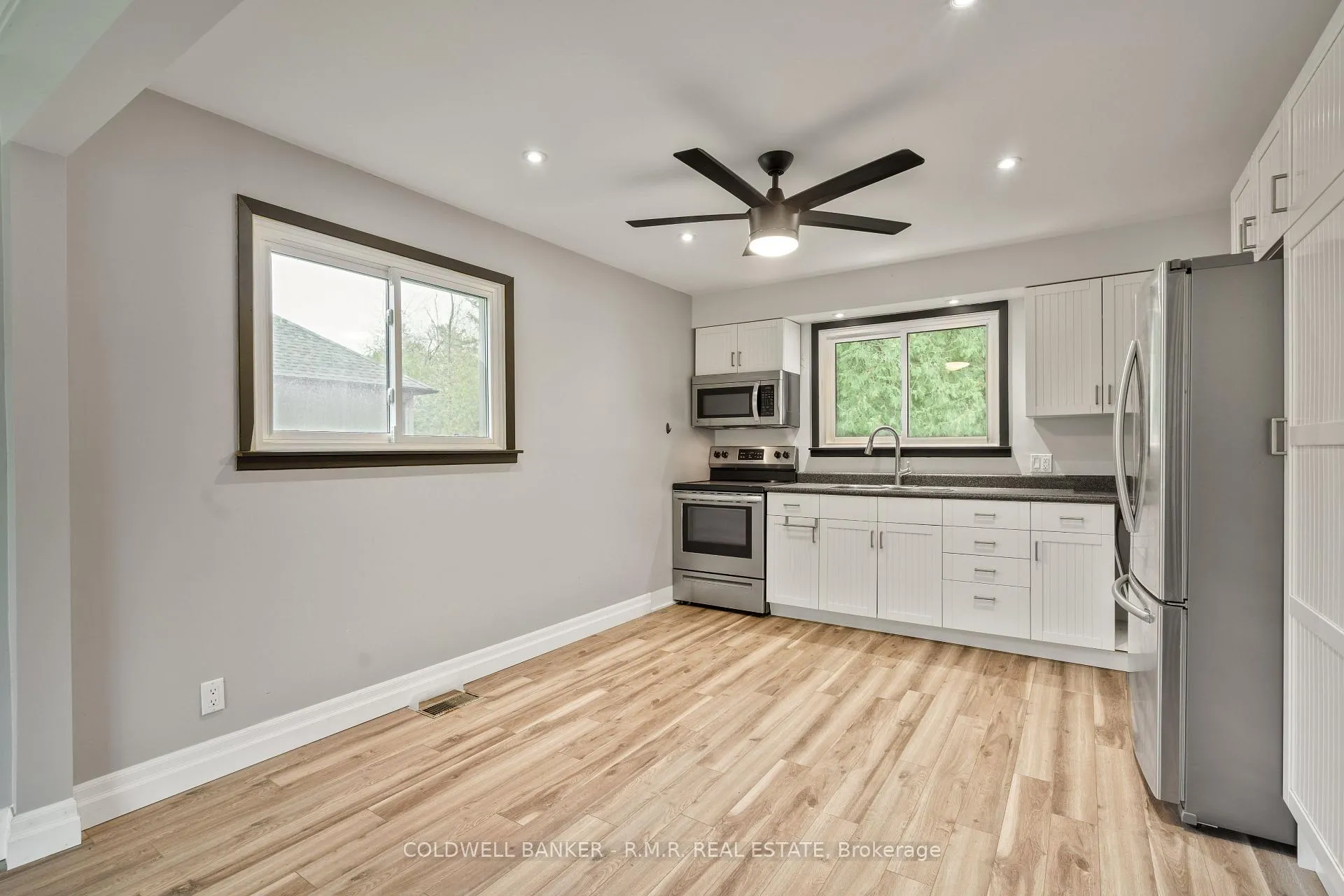 Photo 8 of 66 Edith Street, Georgina, Sutton & Jackson's Point — HOMEH