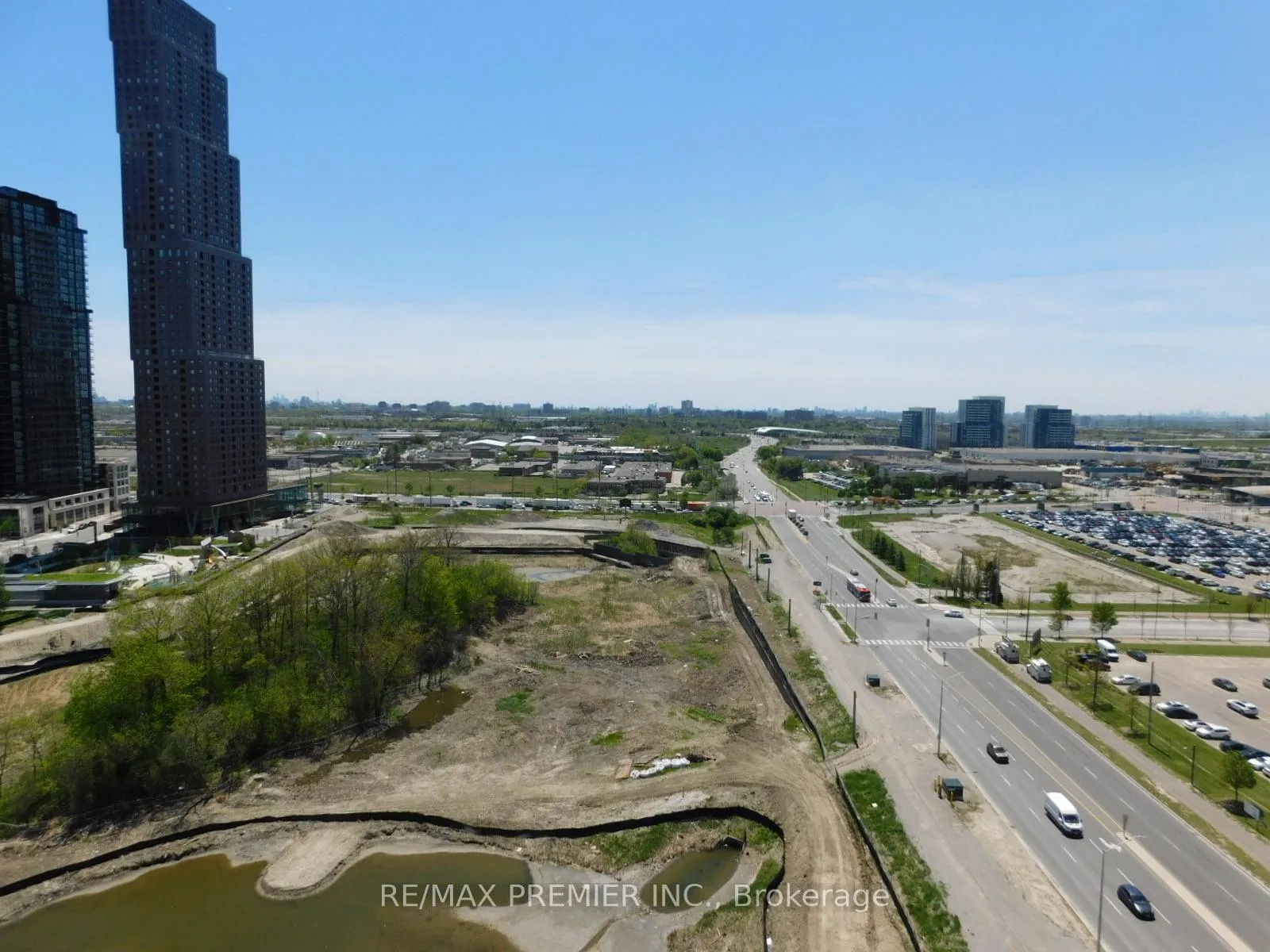 Photo 12 of Unit 1704, 7895 Jane Street, Vaughan, Concord — HOMEH