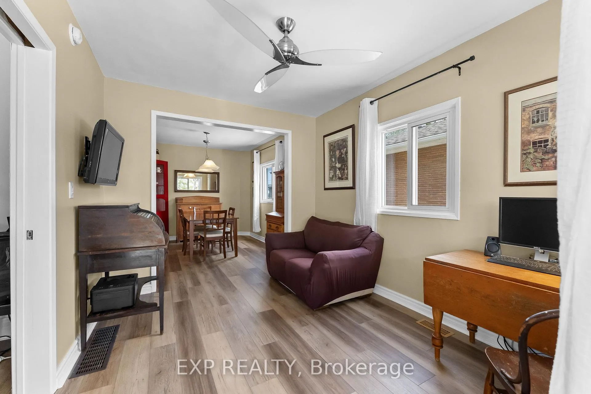 Photo 6 of 17 Moote Street, St. Catharines, Fairview — HOMEH