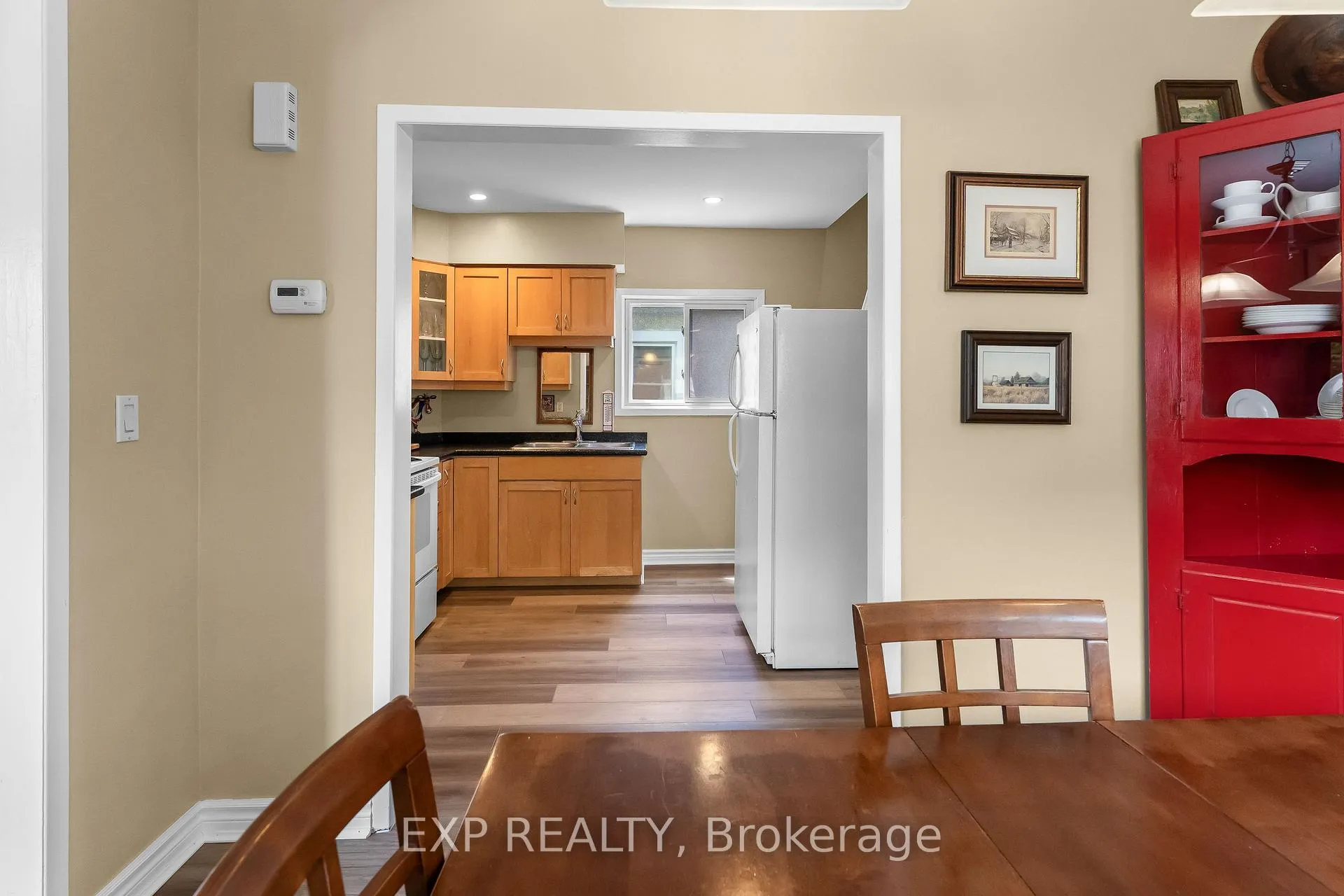 Photo 11 of 17 Moote Street, St. Catharines, Fairview — HOMEH
