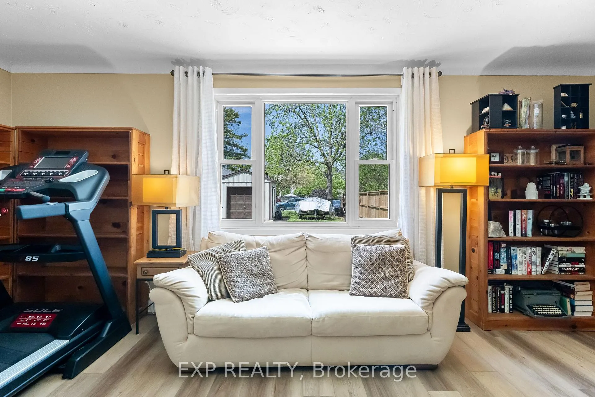 Photo 27 of 17 Moote Street, St. Catharines, Fairview — HOMEH