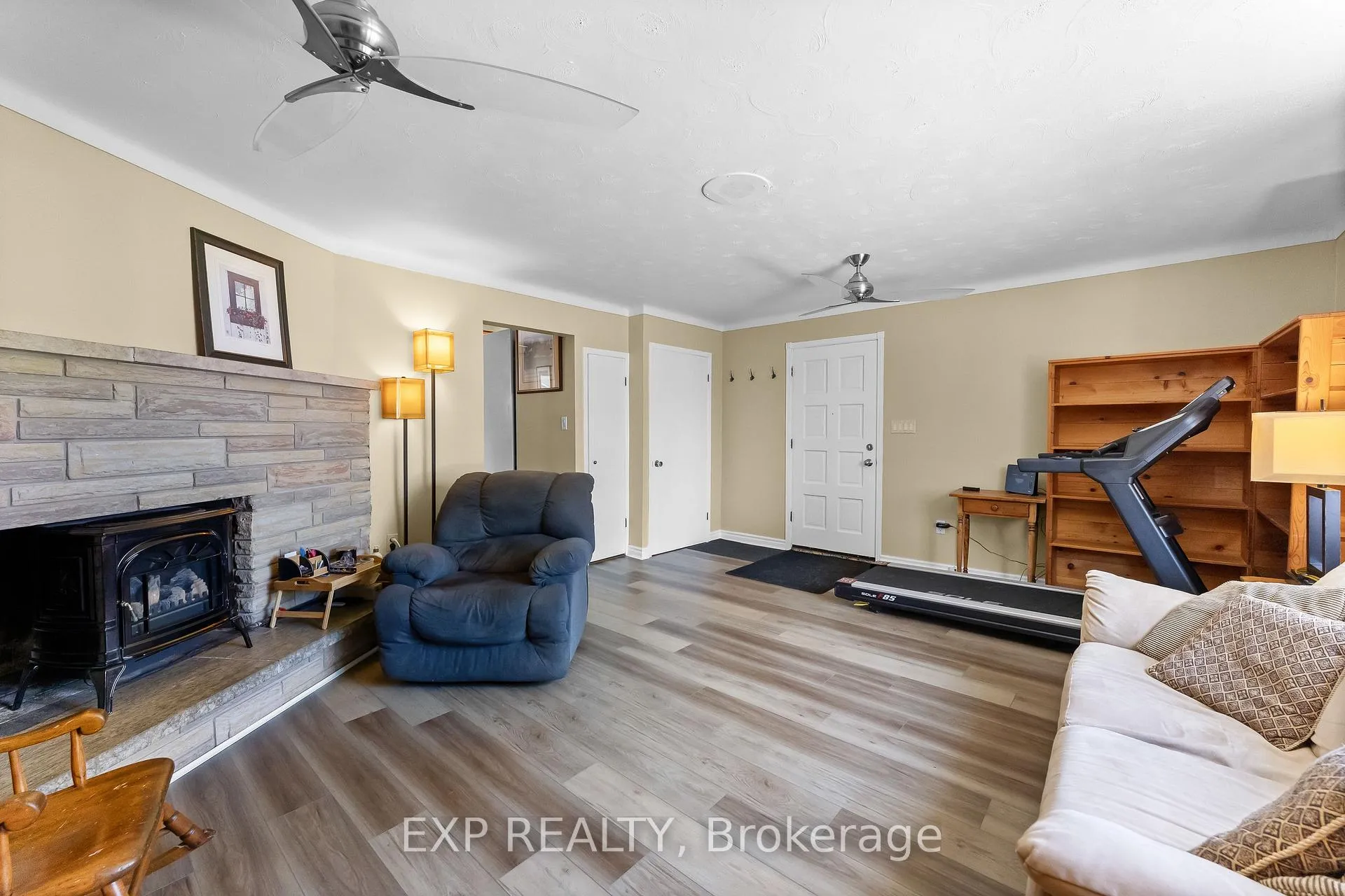 Photo 29 of 17 Moote Street, St. Catharines, Fairview — HOMEH