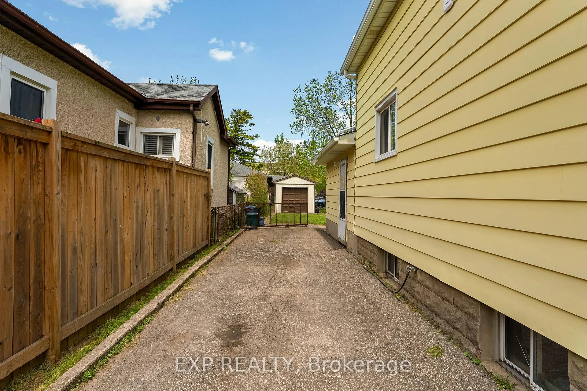 Photo 34 of 17 Moote Street, St. Catharines, Fairview — HOMEH