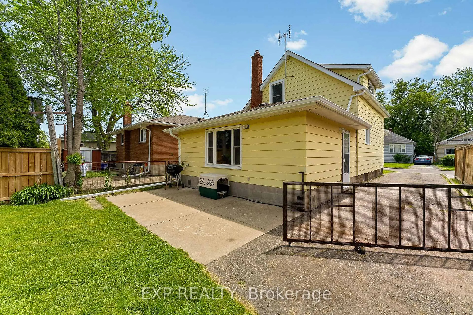 Photo 36 of 17 Moote Street, St. Catharines, Fairview — HOMEH