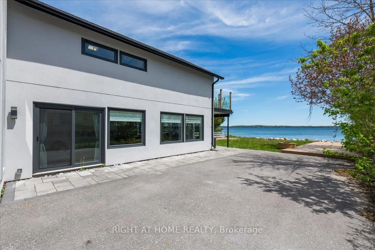 Photo 43 of 405 Limerick Street, Innisfil, Rural Innisfil — HOMEH