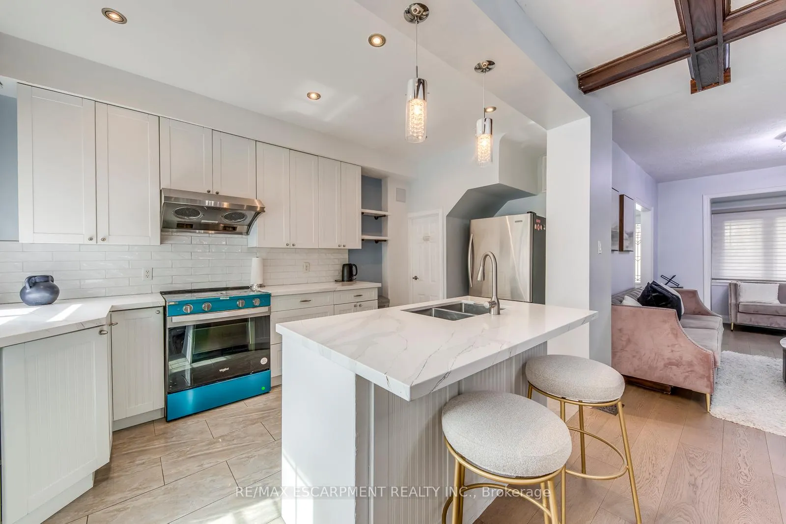 Photo 8 of 108 Runnymede Road, Toronto, High Park-Swansea — HOMEH