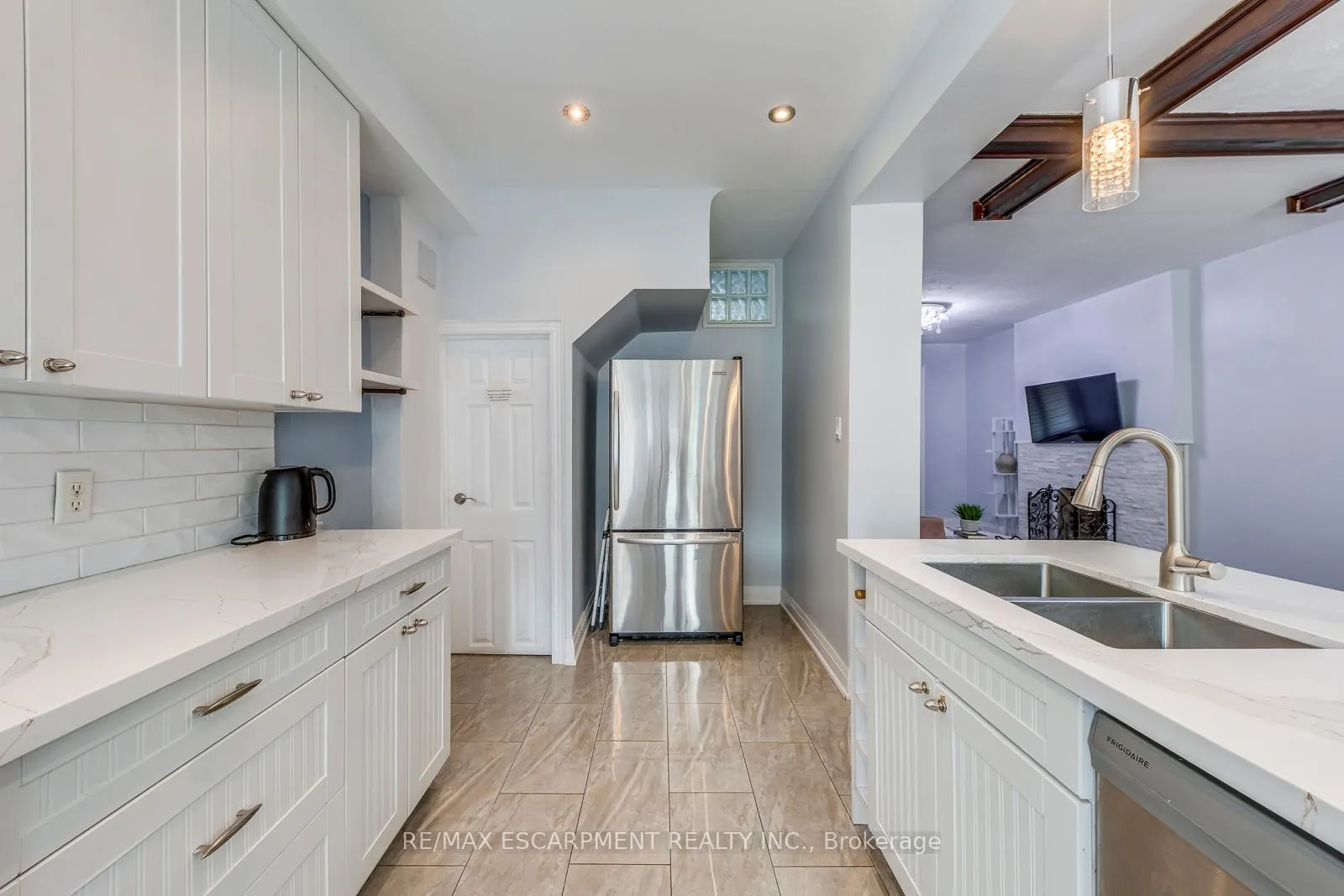 Photo 12 of 108 Runnymede Road, Toronto, High Park-Swansea — HOMEH