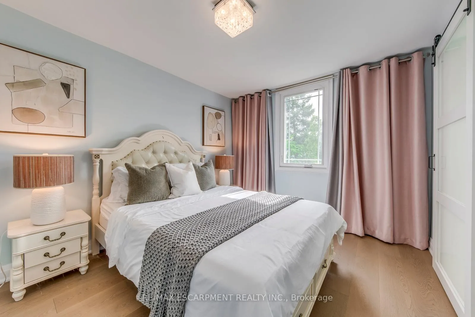 Photo 13 of 108 Runnymede Road, Toronto, High Park-Swansea — HOMEH