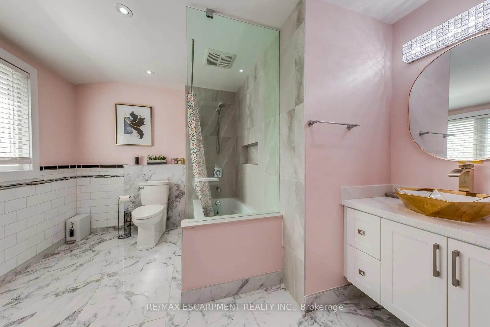 Photo 15 of 108 Runnymede Road, Toronto, High Park-Swansea — HOMEH