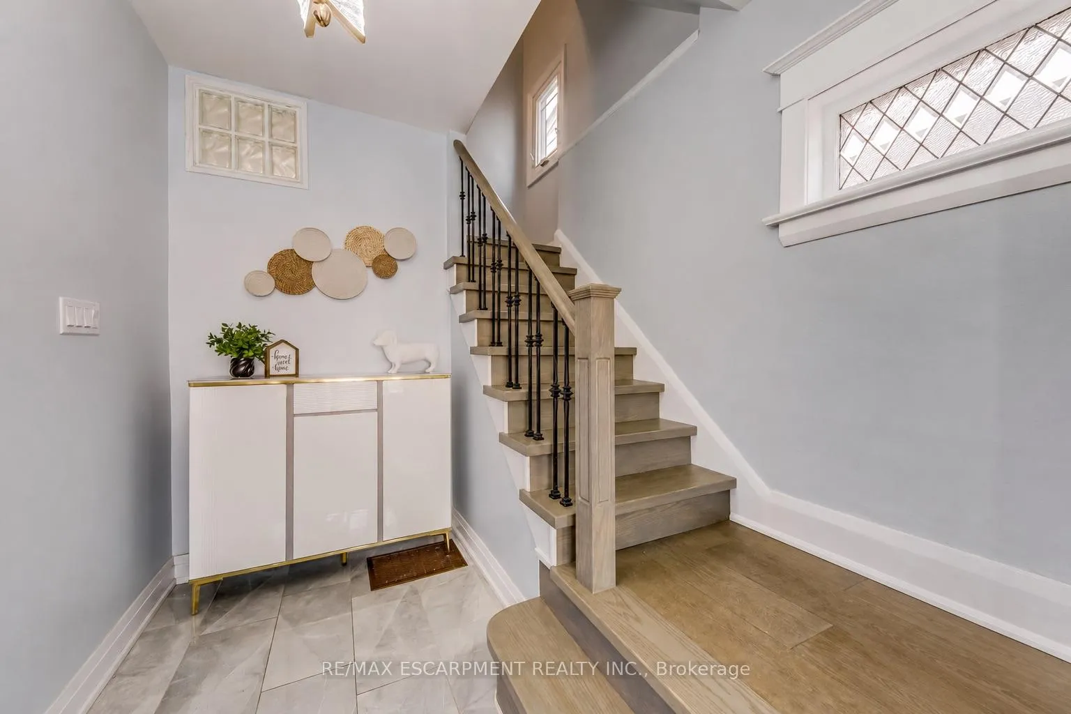 Photo 23 of 108 Runnymede Road, Toronto, High Park-Swansea — HOMEH