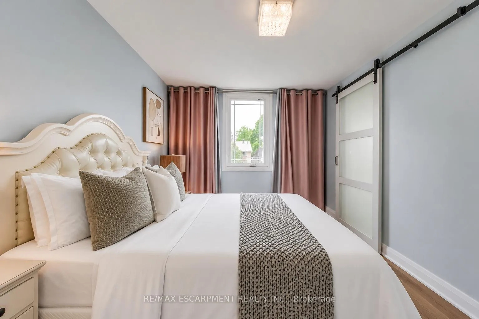 Photo 25 of 108 Runnymede Road, Toronto, High Park-Swansea — HOMEH